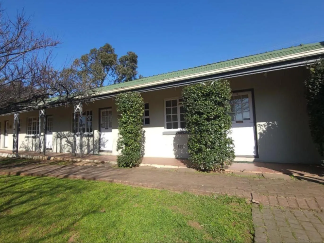 Facade/entrance in The Cock House