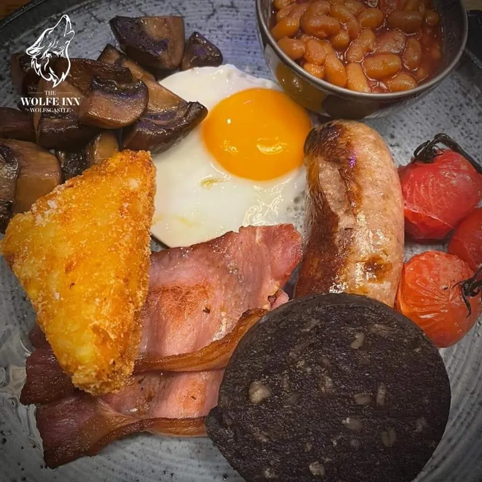 Restaurant/places to eat in The Wolfe Inn Wolfscastle