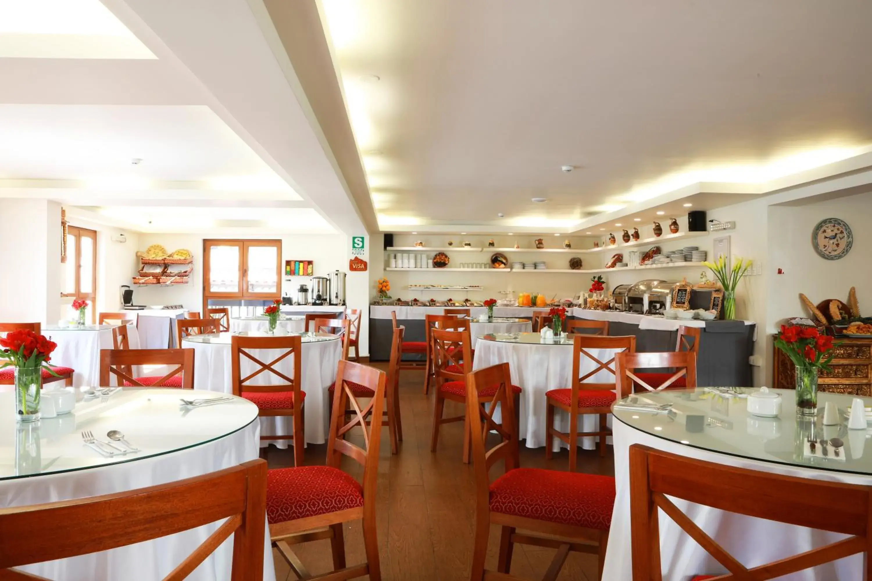 Restaurant/places to eat in San Agustin Plaza Restaurant/places to eat in San Agustin Plaza