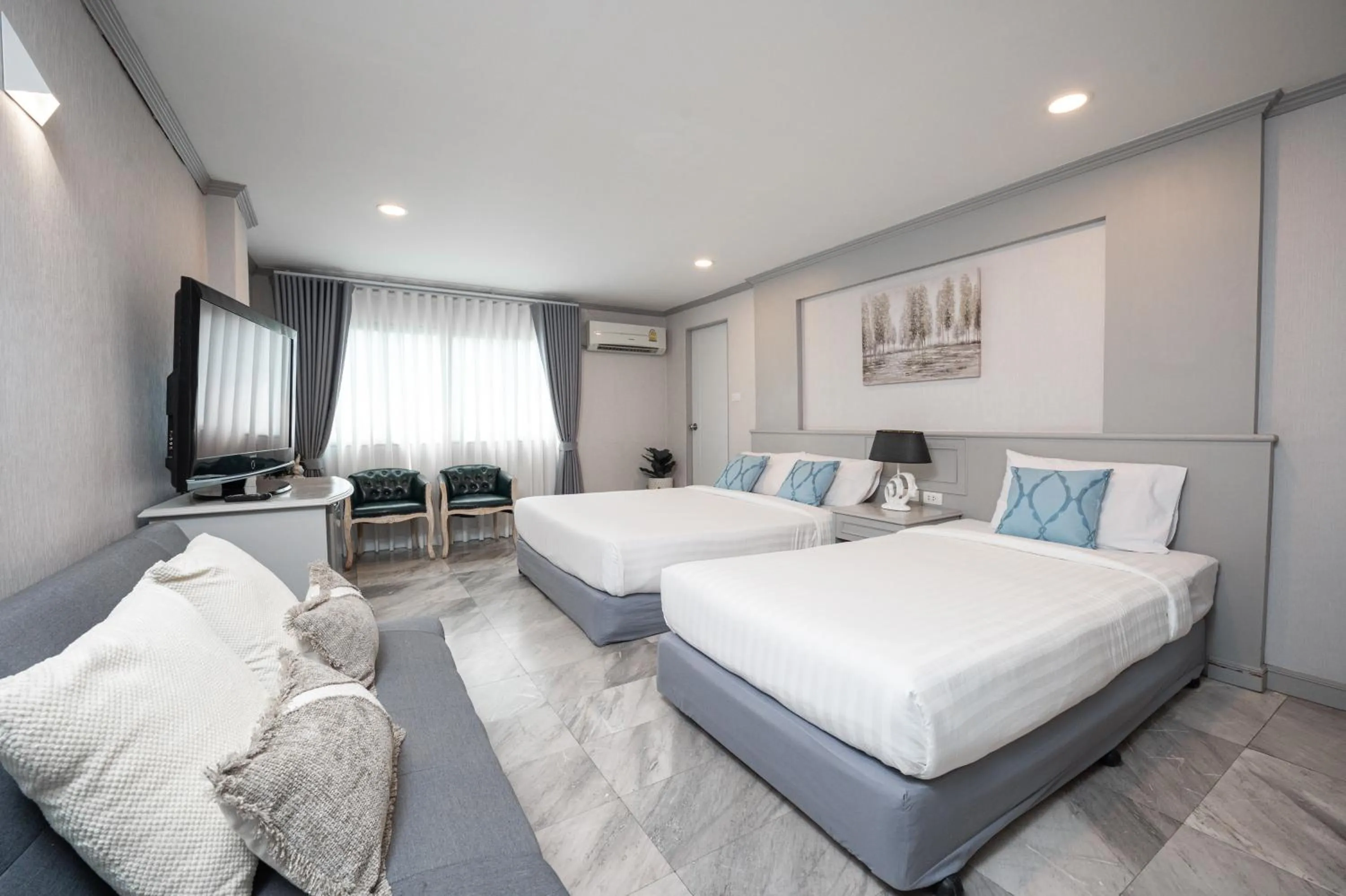 Bed in Chaipat Hotel