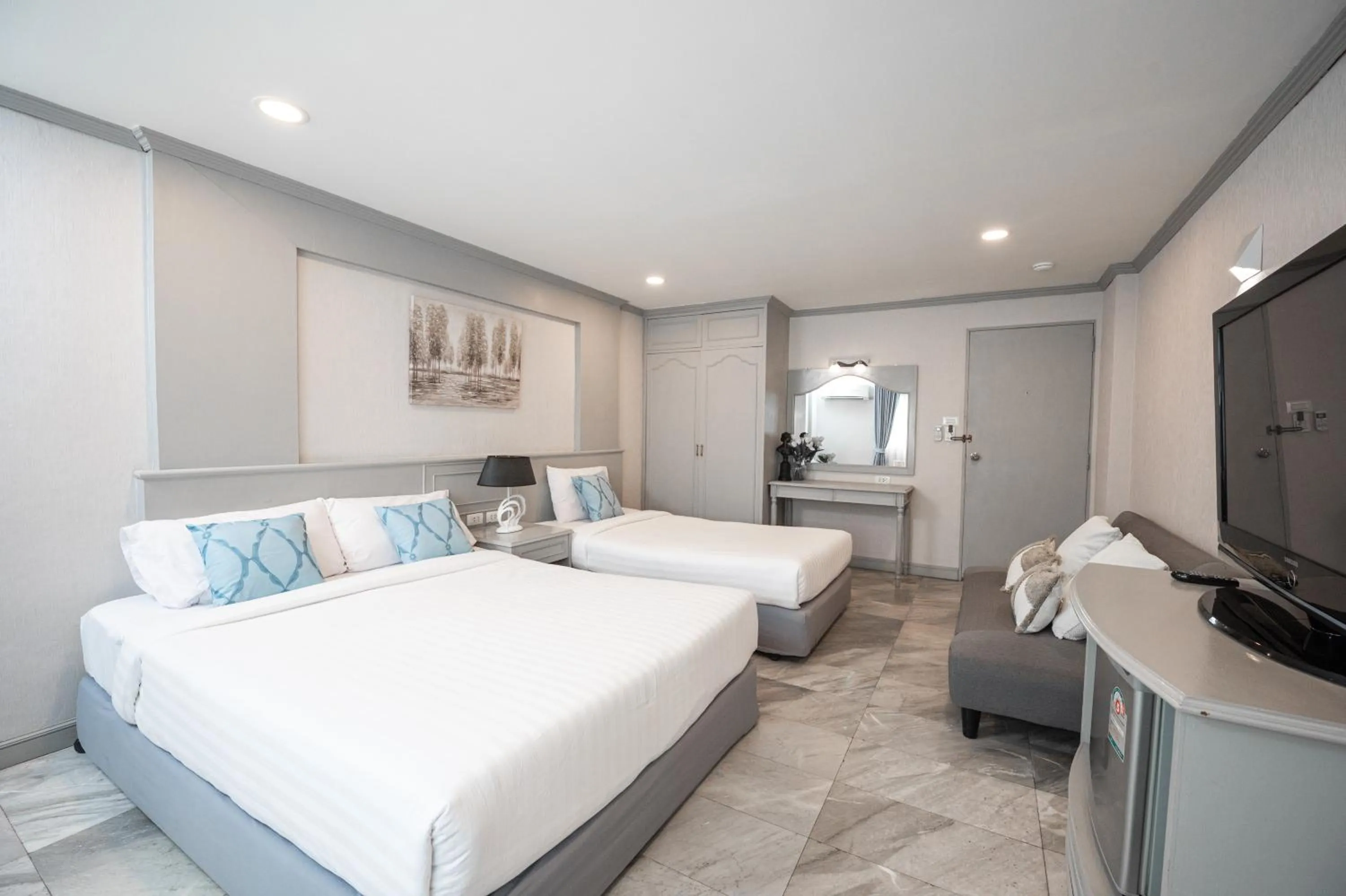 Bed in Chaipat Hotel