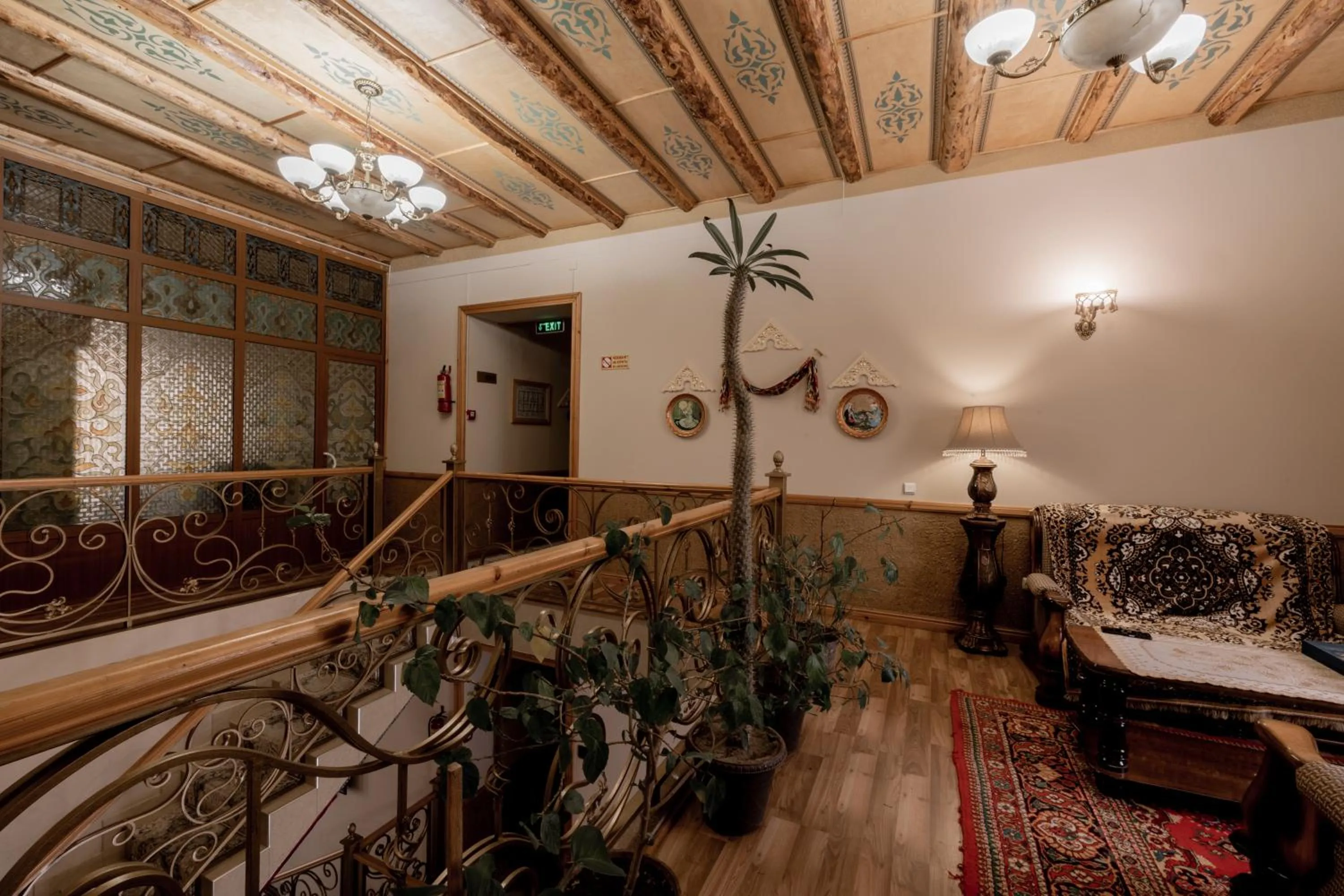 Hotel Billuri Sitora