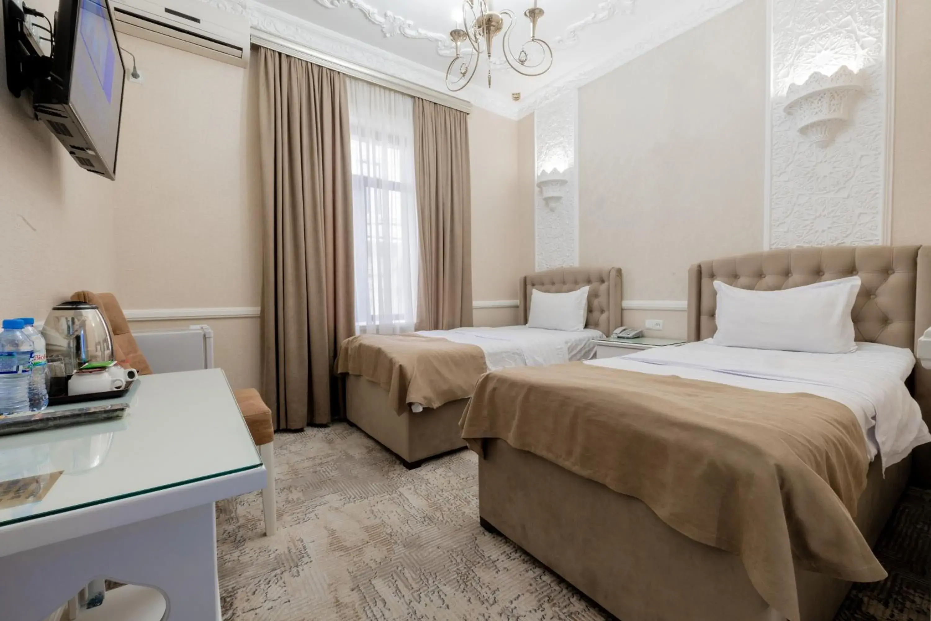 Twin Room - single occupancy in Hotel Billuri Sitora Twin Room - single occupancy in Hotel Billuri Sitora