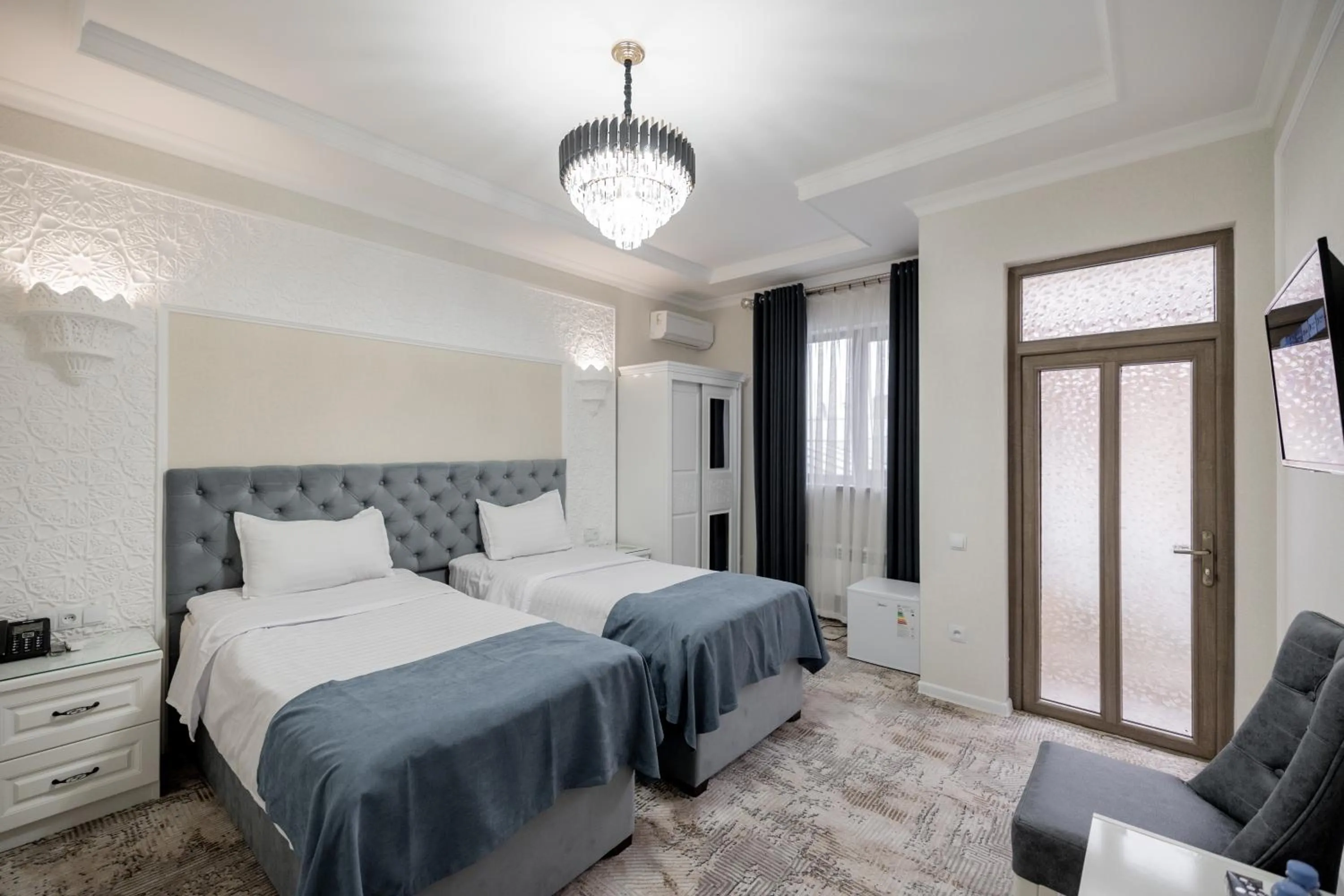 Bed in Hotel Billuri Sitora