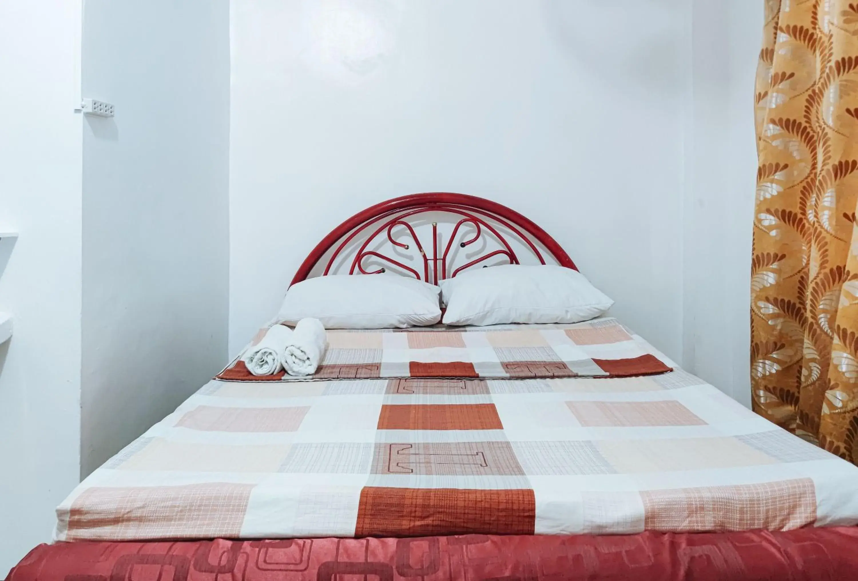 Bed in Iloilo Paraw Beach Resort Bed in Iloilo Paraw Beach Resort