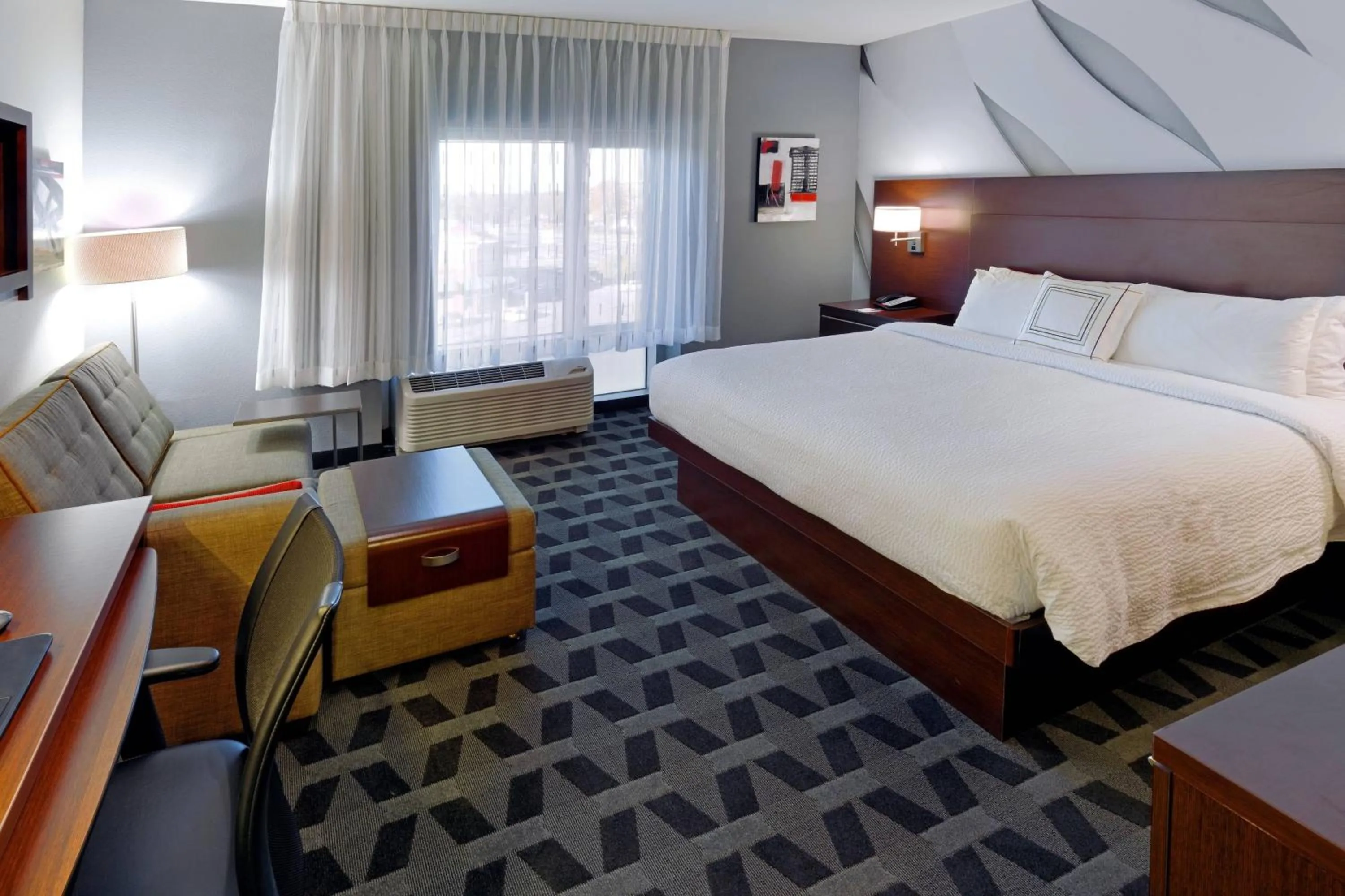 Photo of the whole room, Bed in TownePlace Suites by Marriott Springfield