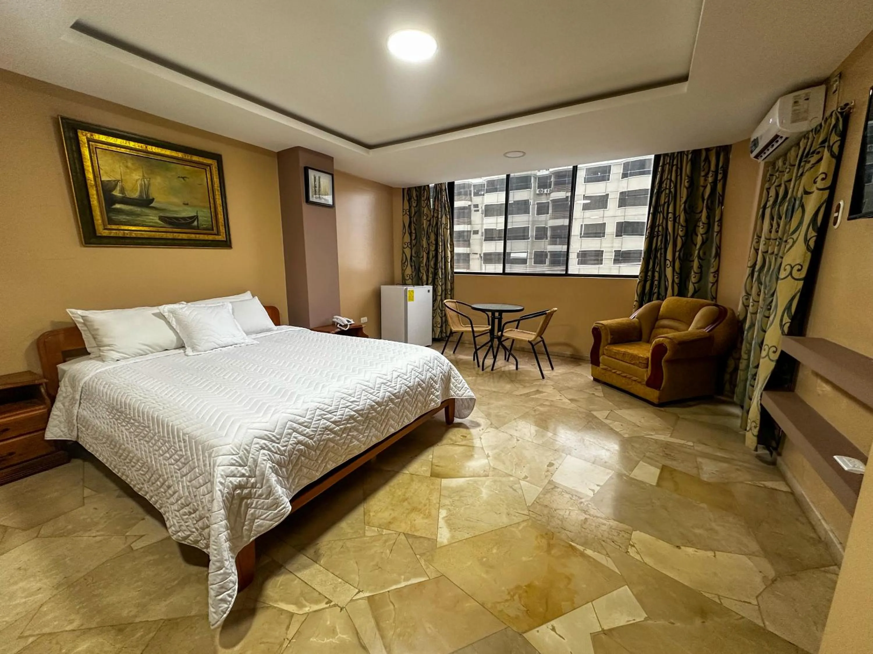 Bed in Hotel Bucaneiro