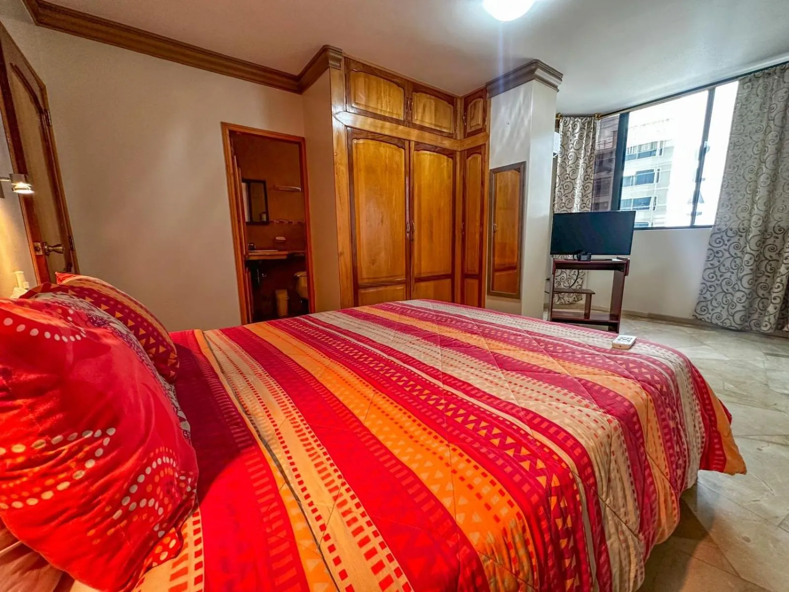 Bed in Hotel Bucaneiro