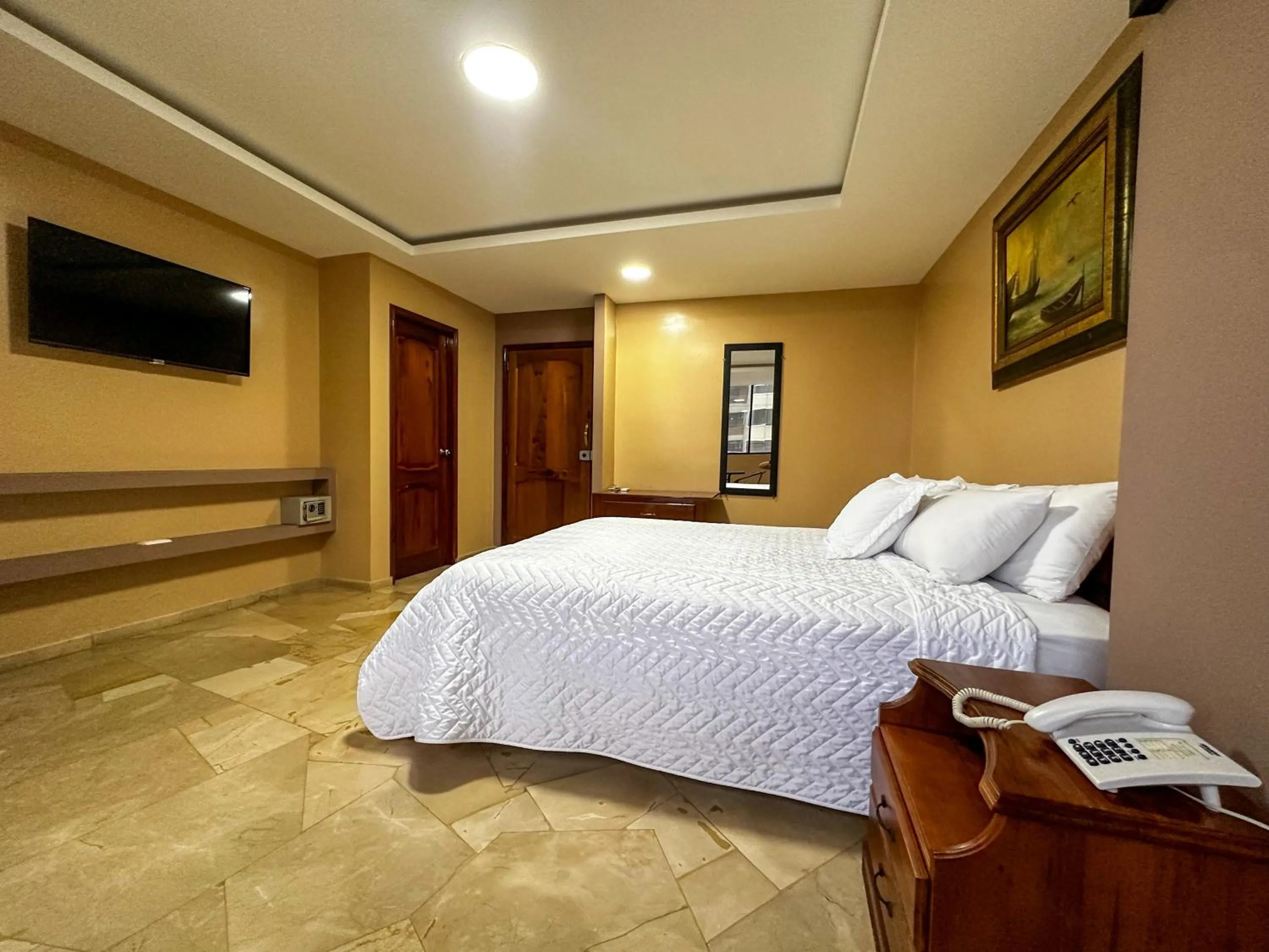 Bed in Hotel Bucaneiro