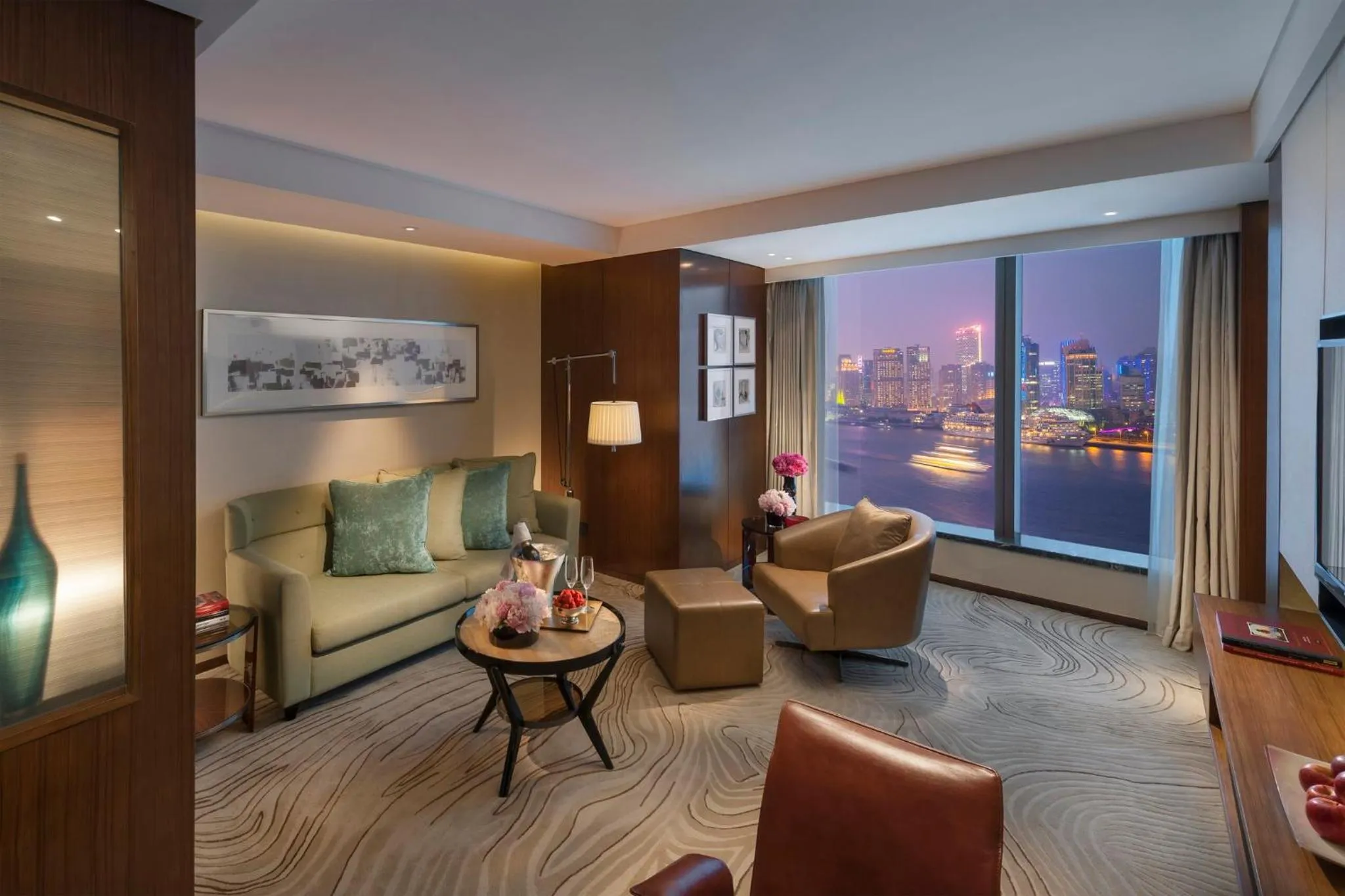 Photo of the whole room in Mandarin Oriental Pudong, Shanghai