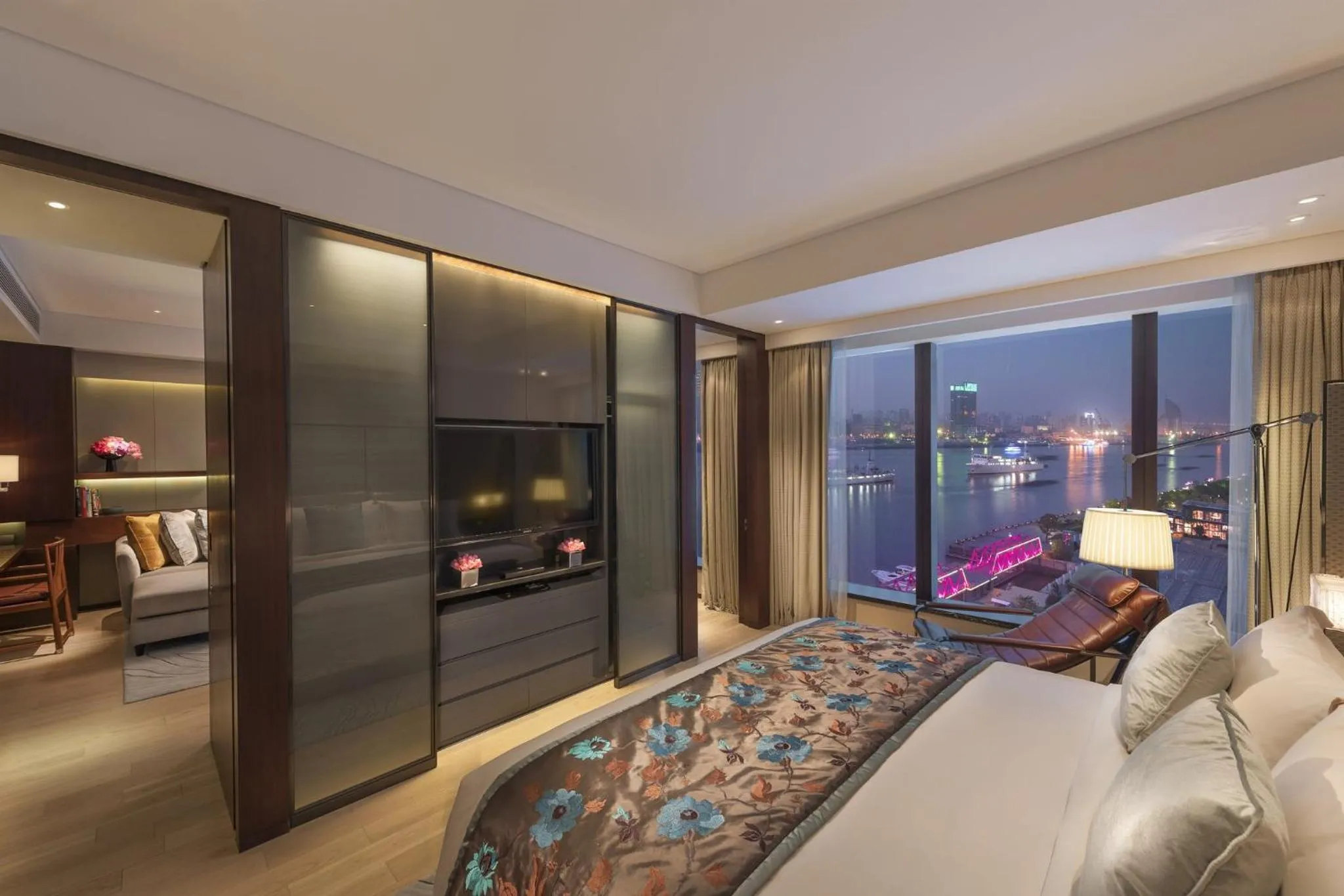 Photo of the whole room in Mandarin Oriental Pudong, Shanghai