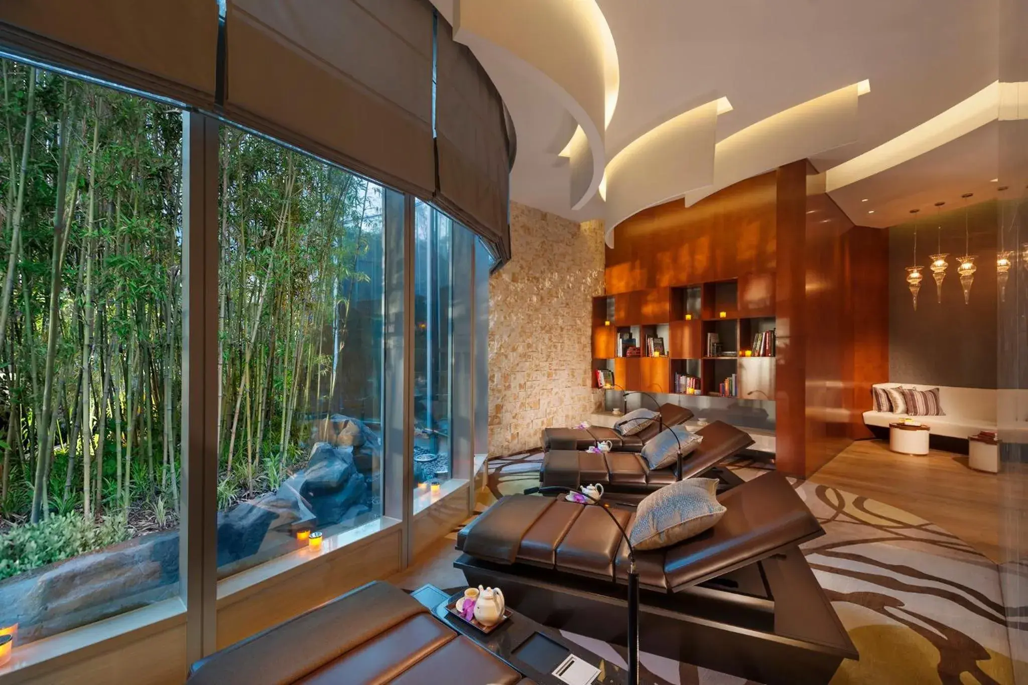 Spa and wellness centre/facilities in Mandarin Oriental Pudong, Shanghai Spa and wellness centre/facilities in Mandarin Oriental Pudong, Shanghai