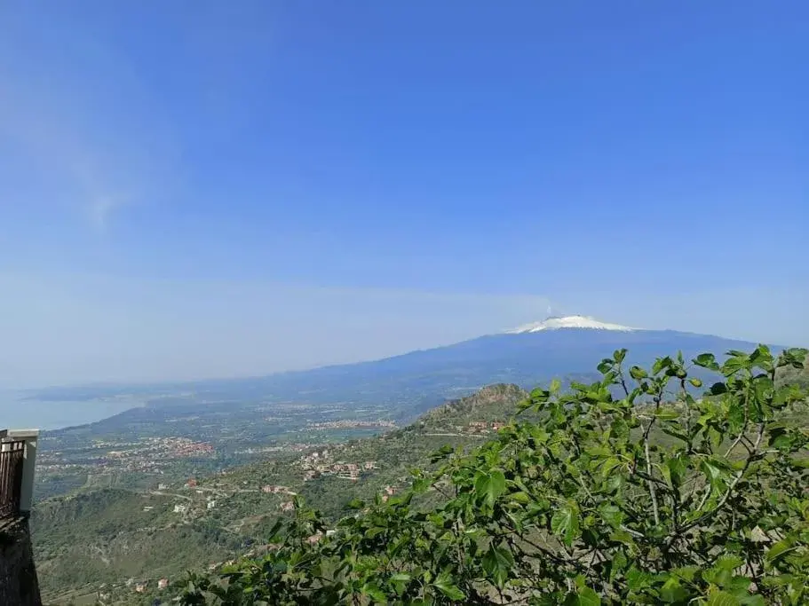 Stanza Mylai Etna View Stanza Mylai Etna View