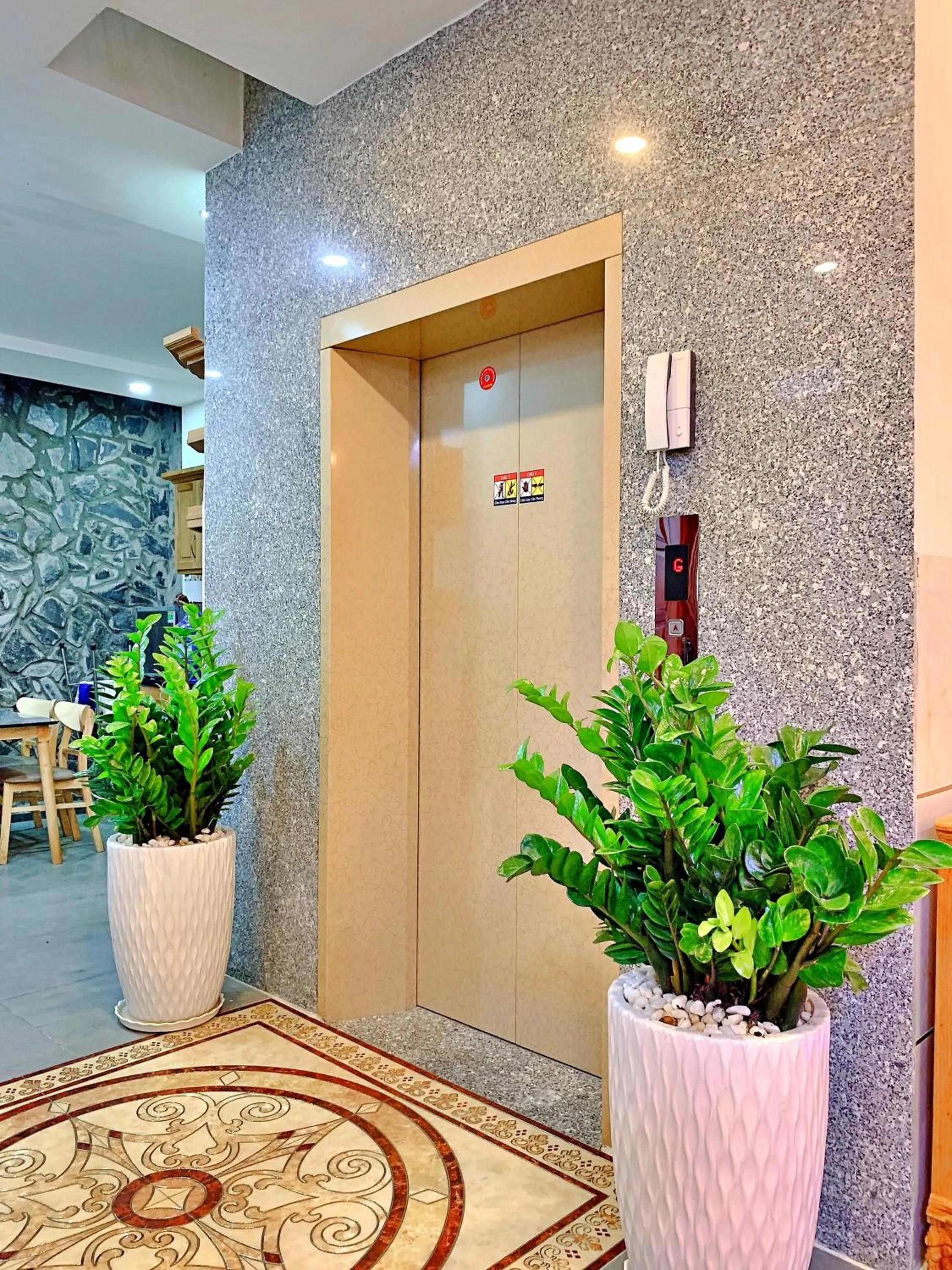 HANZ 868 Hotel Saigon