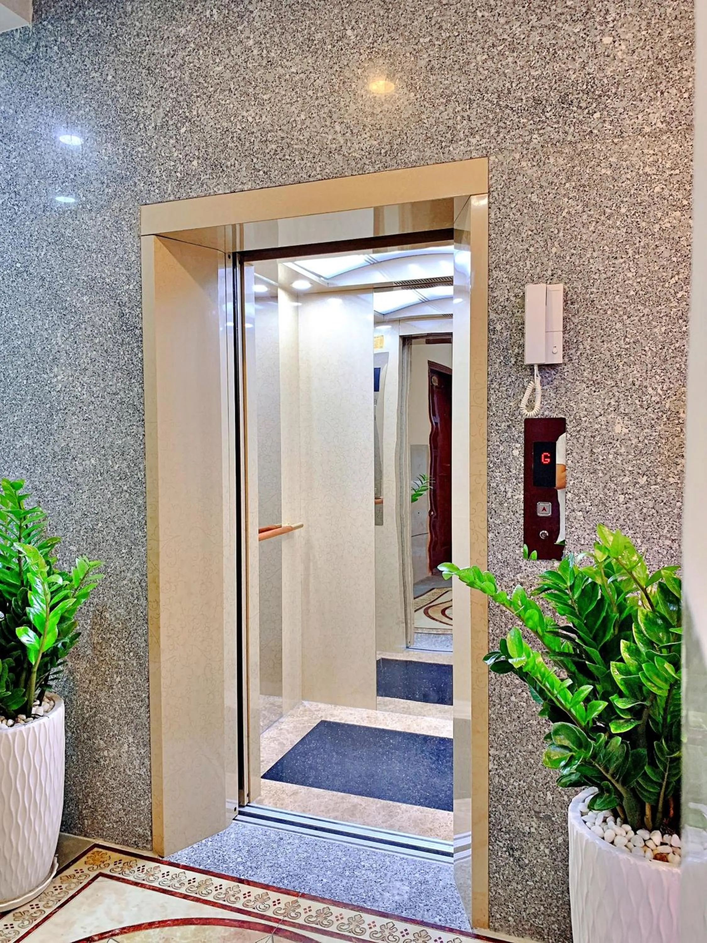 HANZ 868 Hotel Saigon