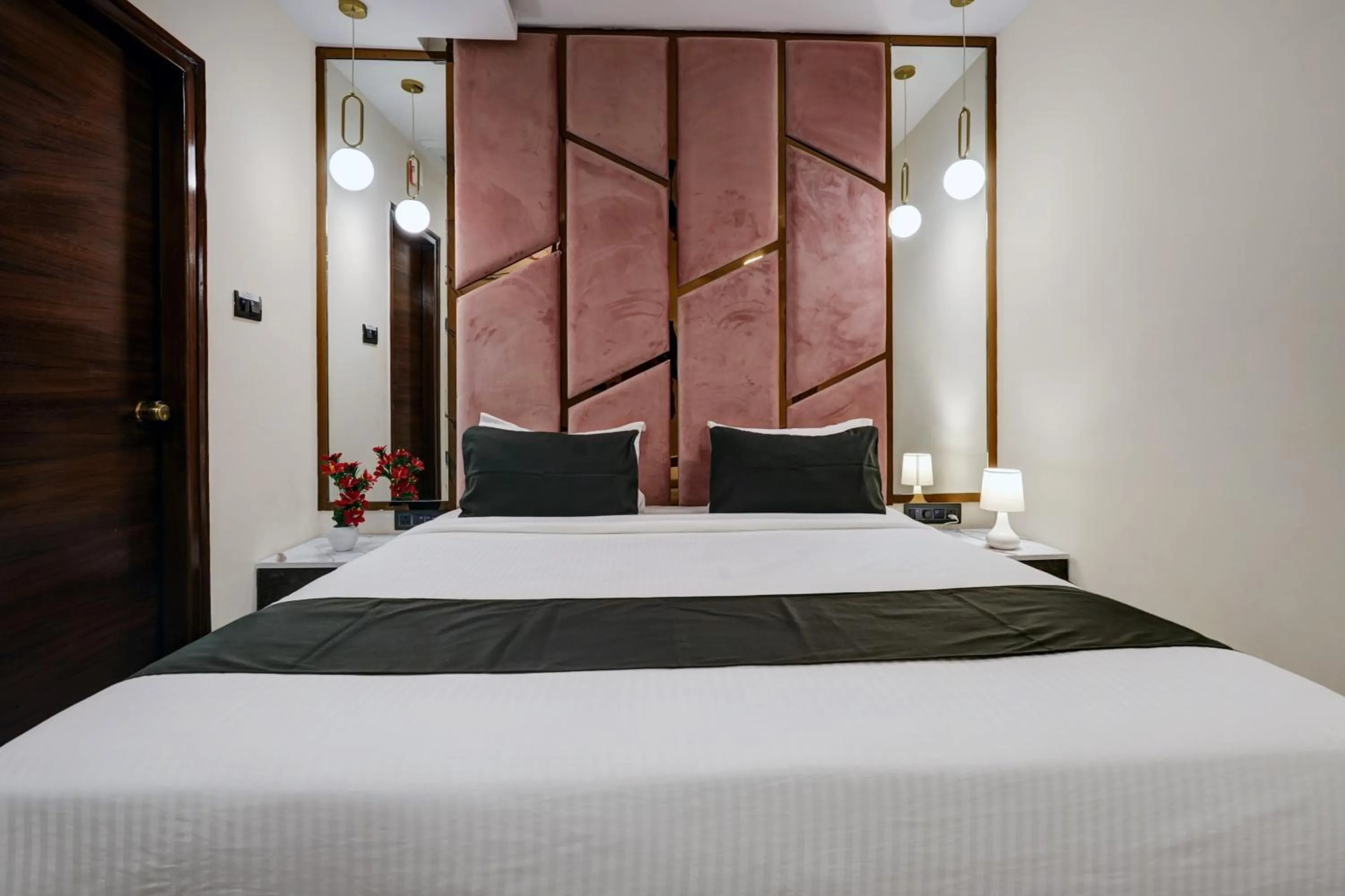 Bedroom, Bed in Astra Hotels & Suites - Koramangala