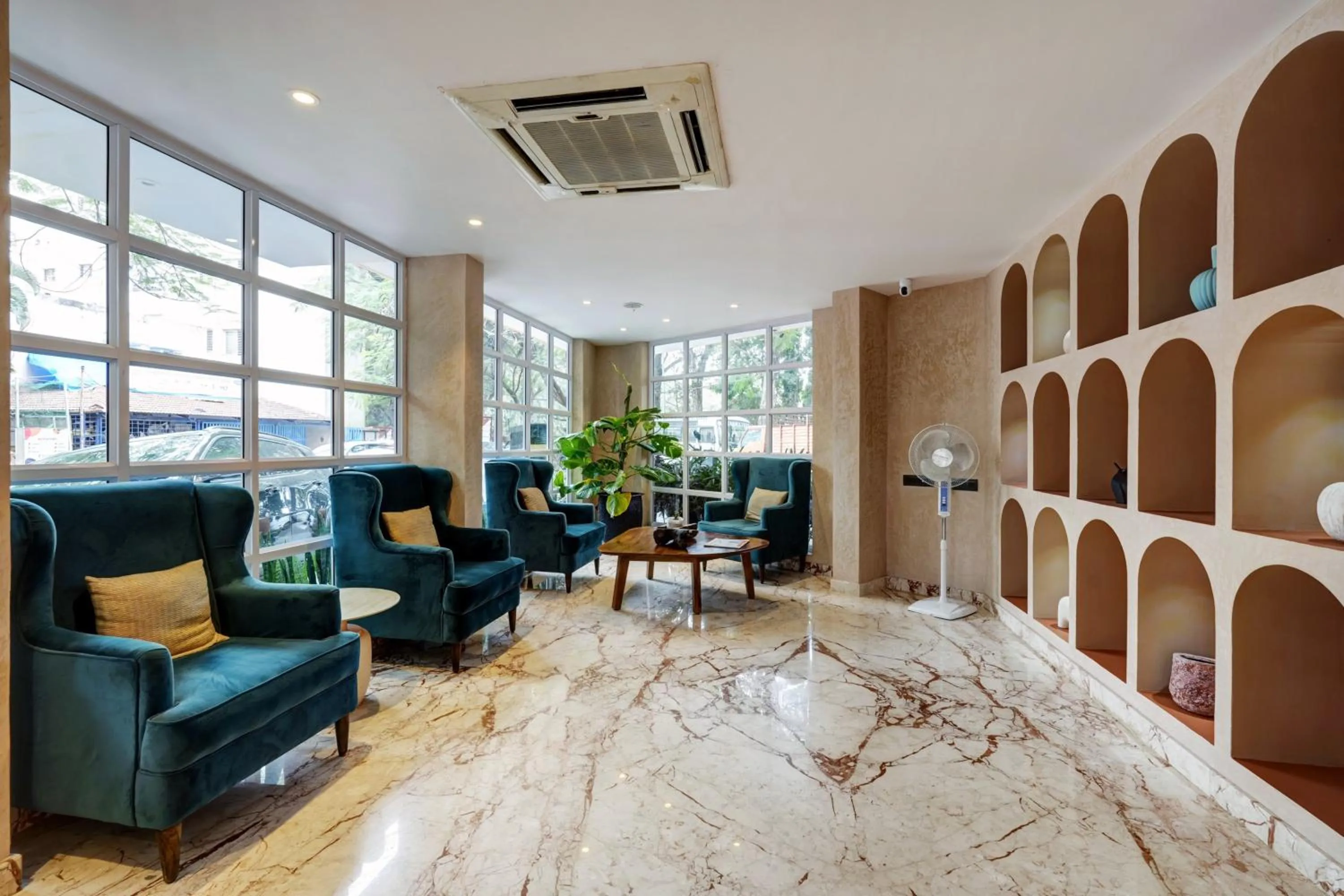 Lobby or reception in Astra Hotels & Suites - Koramangala