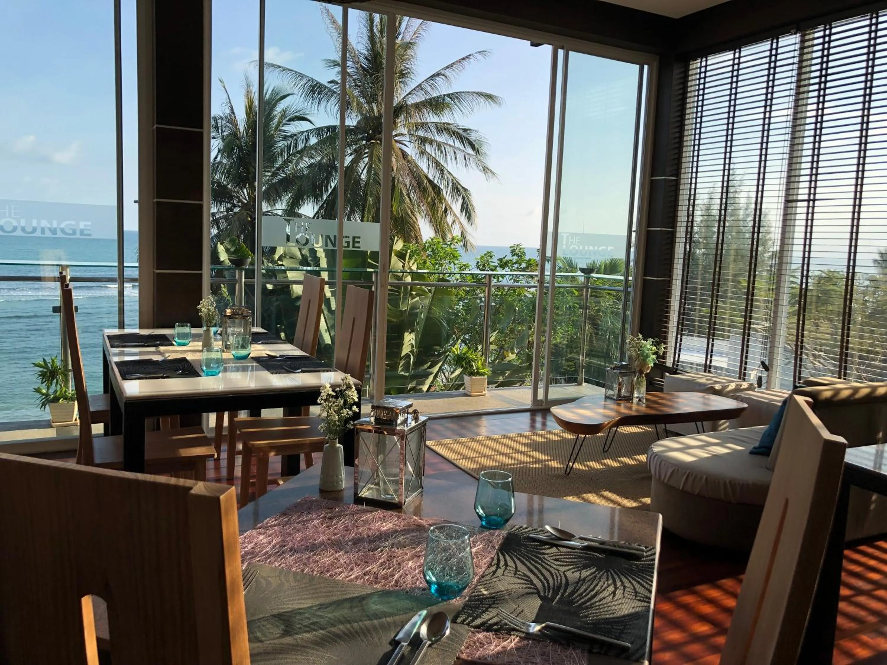 Restaurant/places to eat in Royal Beach Boutique Resort & Spa Koh Samui