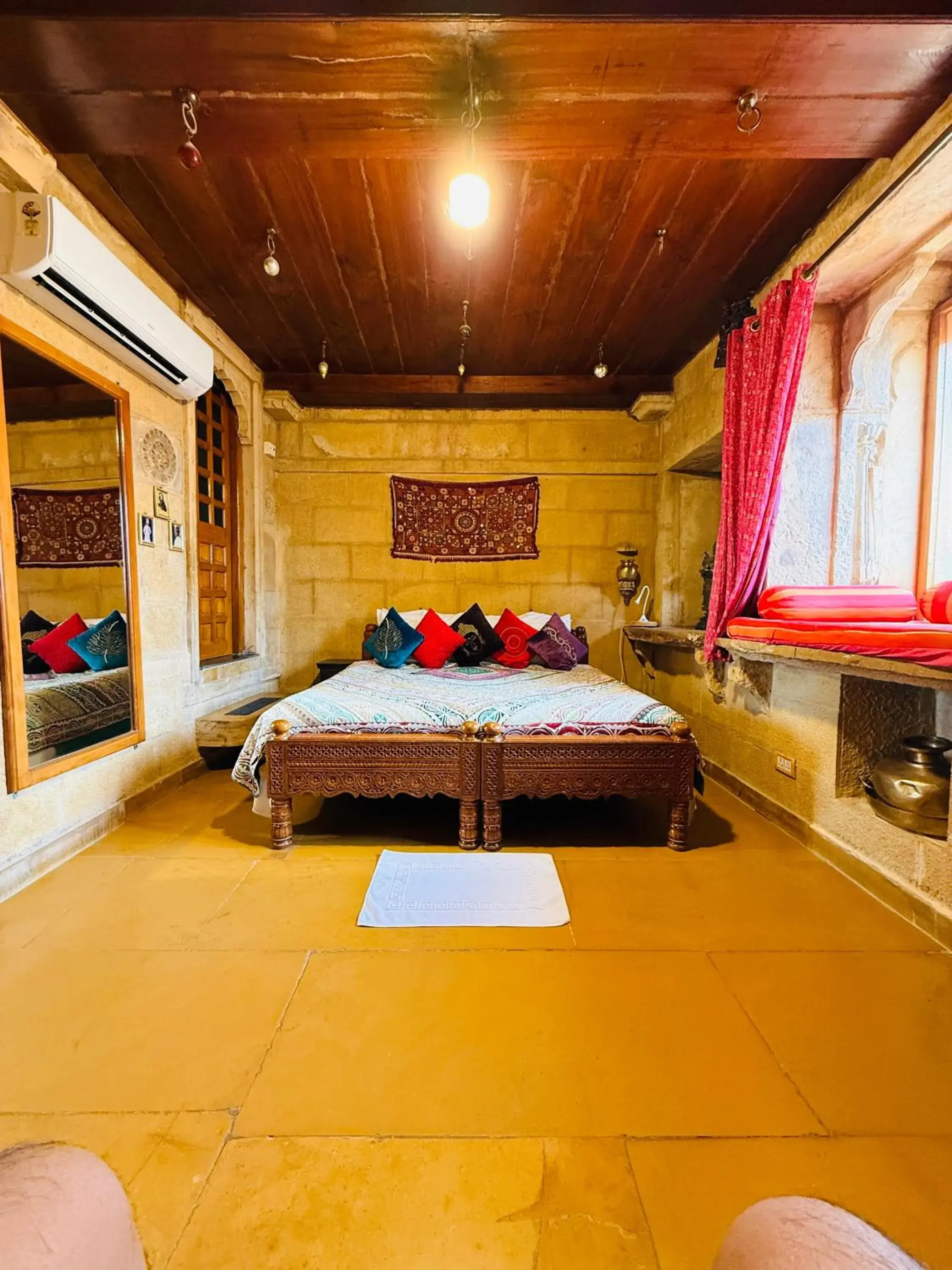 Bed in Hotel Victoria Bed in Hotel Victoria