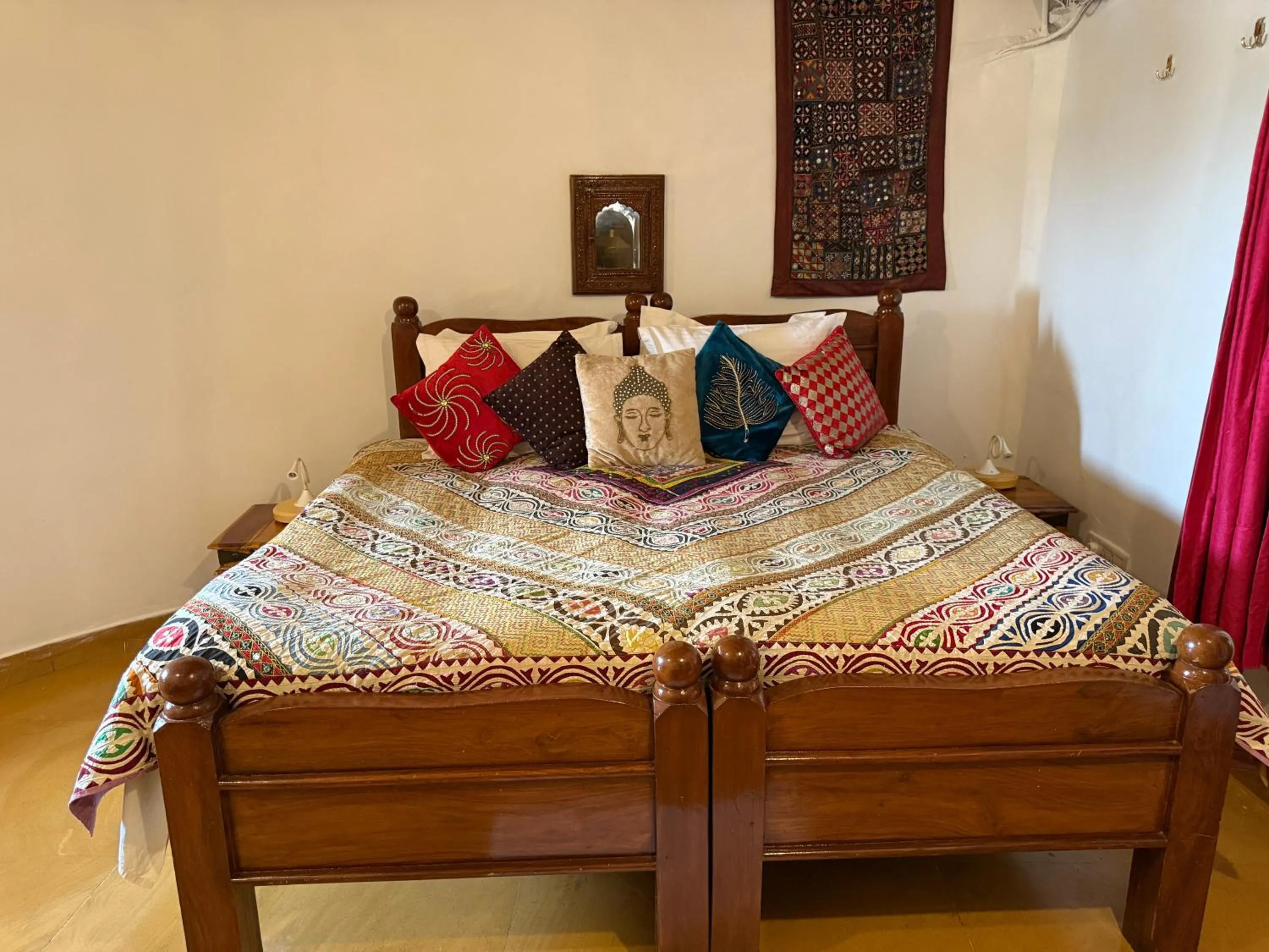 Bed in Hotel Victoria