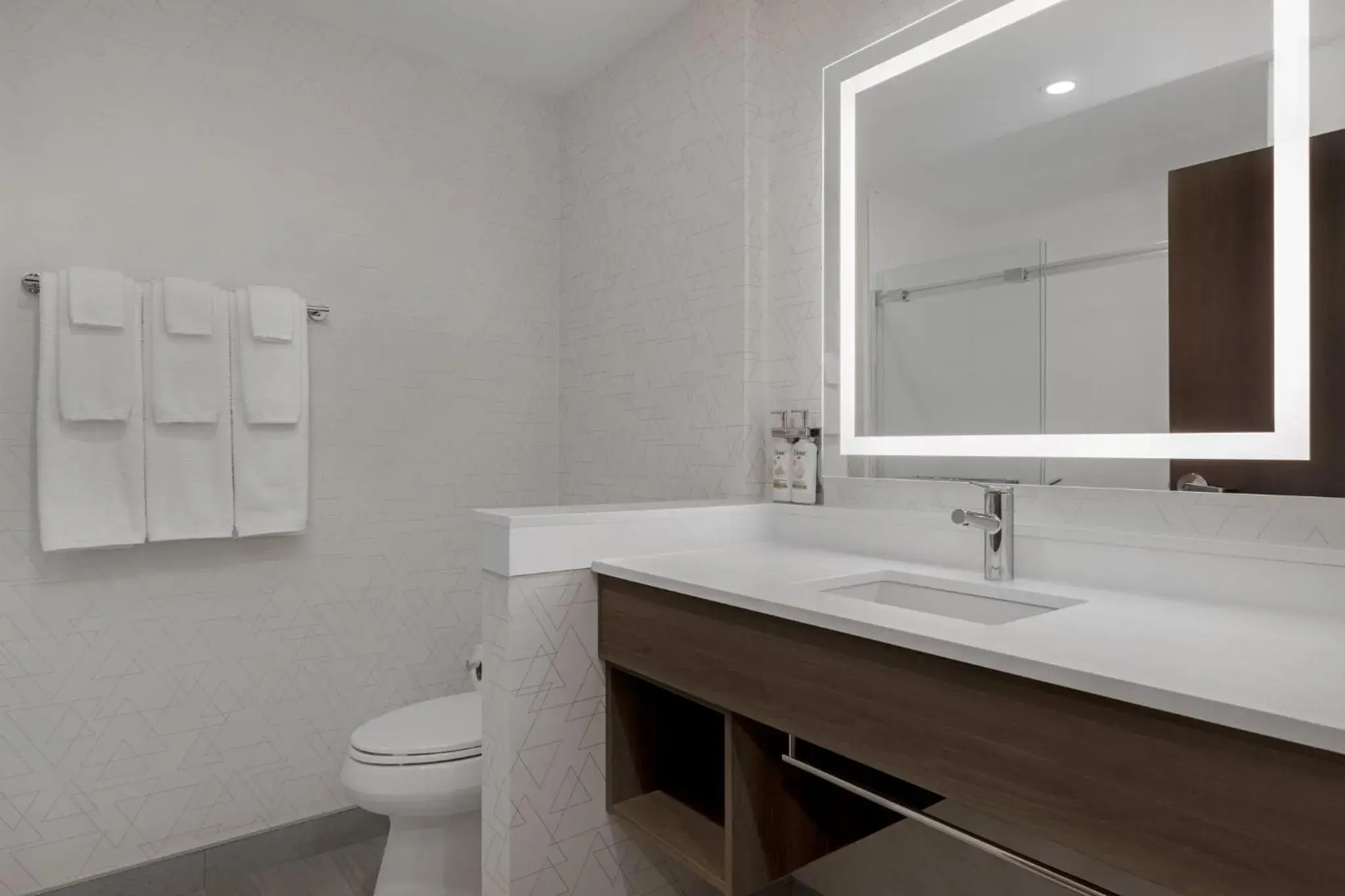 Bathroom in Holiday Inn Express & Suites St Thomas Bathroom in Holiday Inn Express & Suites St Thomas