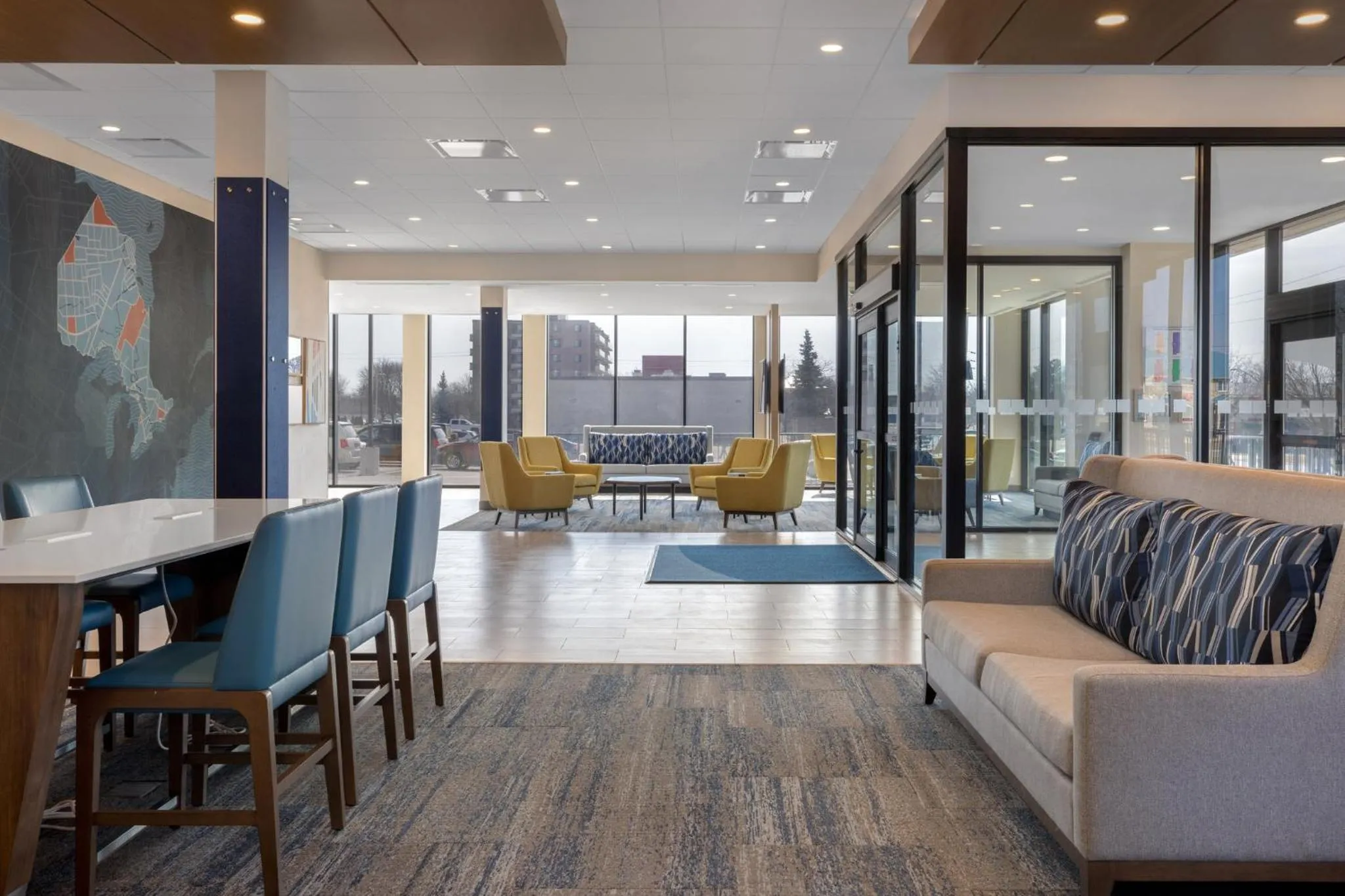 Property building in Holiday Inn Express & Suites St Thomas