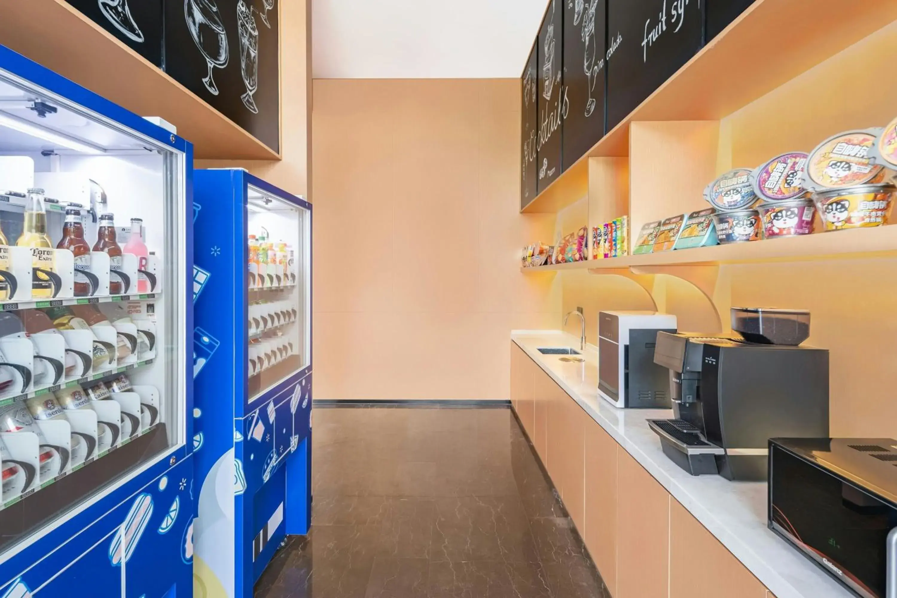 Lobby or reception in Fairfield by Marriott Beijing Daxing Airport Lobby or reception in Fairfield by Marriott Beijing Daxing Airport