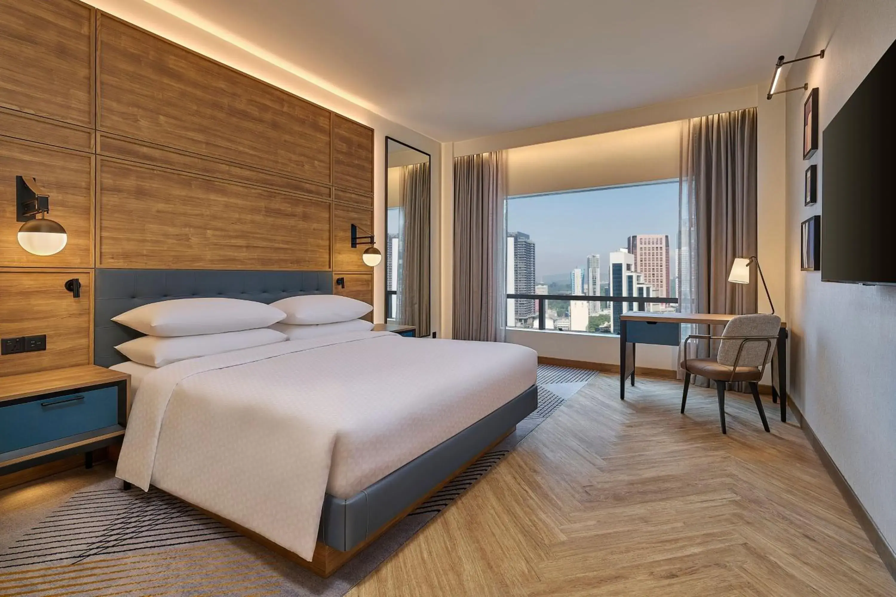 Deluxe King Room in Four Points by Sheraton Kuala Lumpur, City Centre Deluxe King Room in Four Points by Sheraton Kuala Lumpur, City Centre