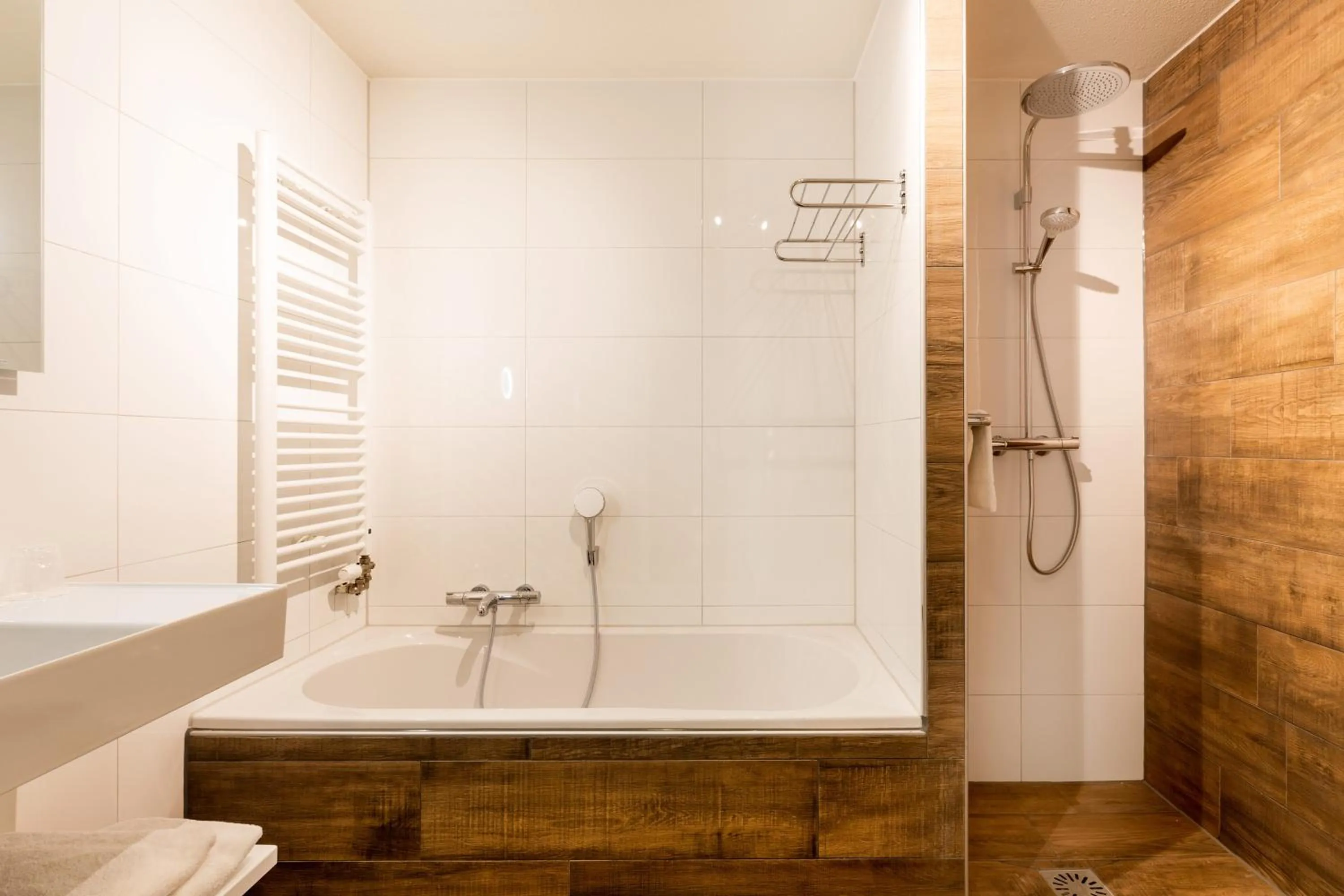 Shower in Landhuis Hotel de Herikerberg