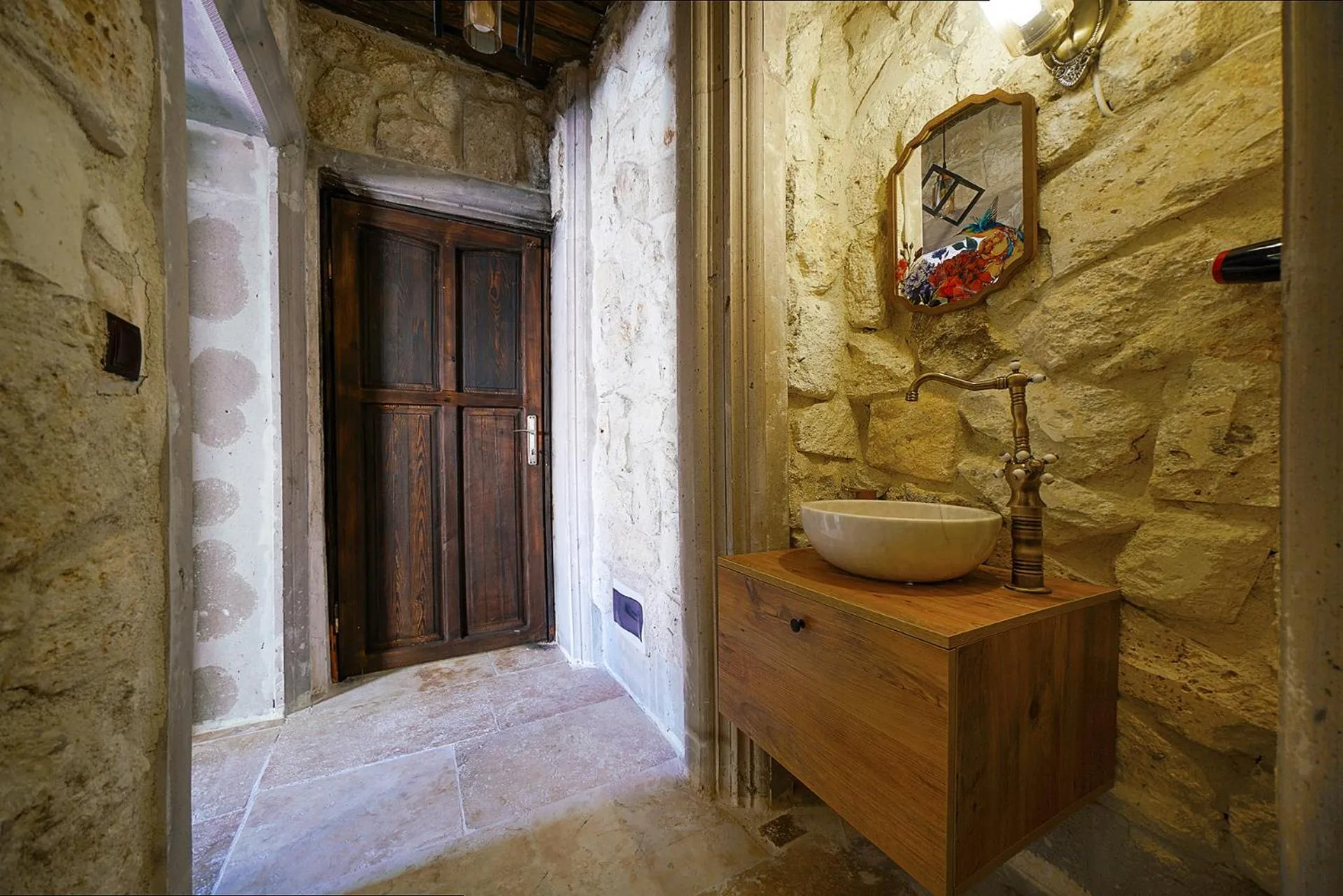 Bathroom in Aysel Inn House