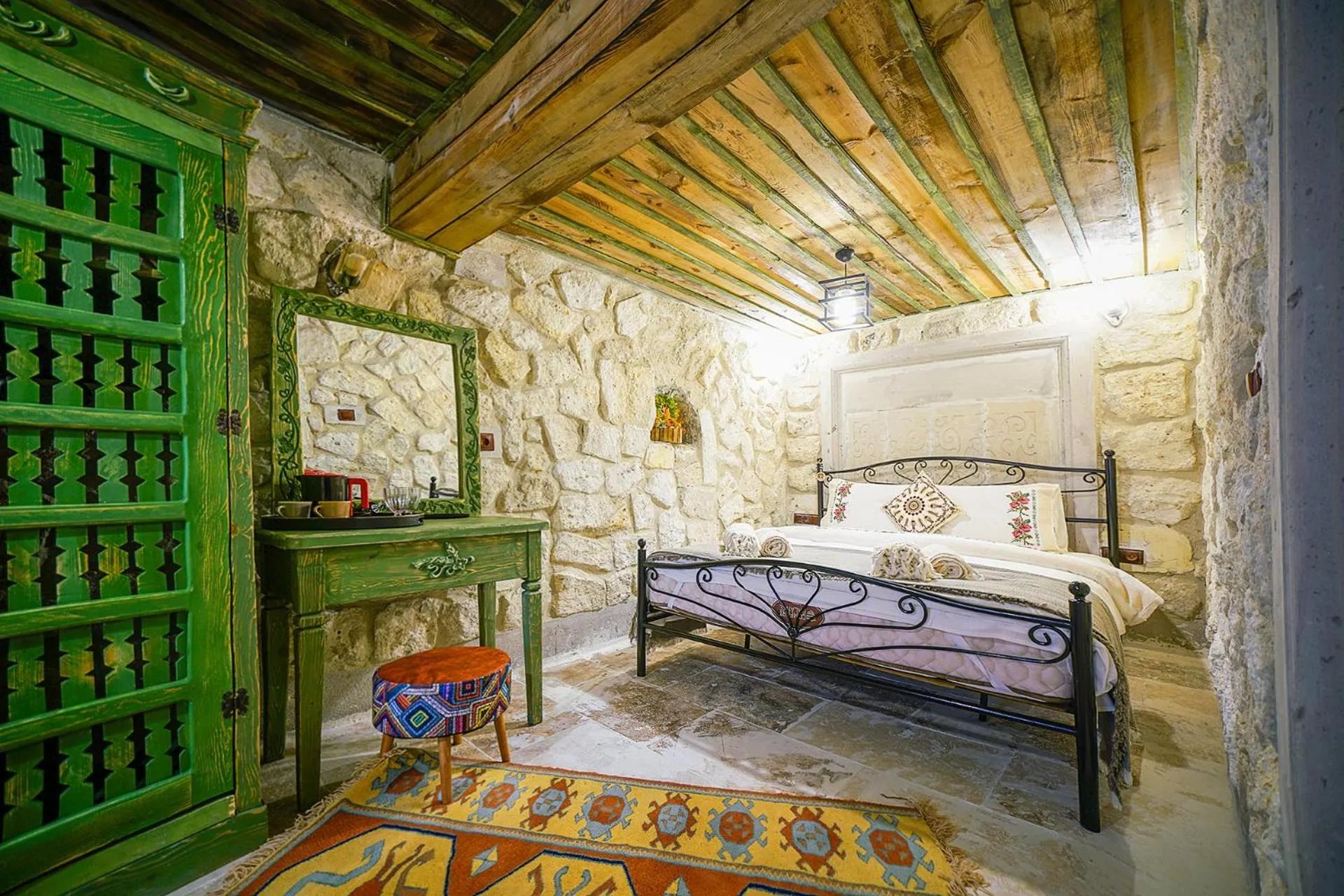 Bed in Aysel Inn House