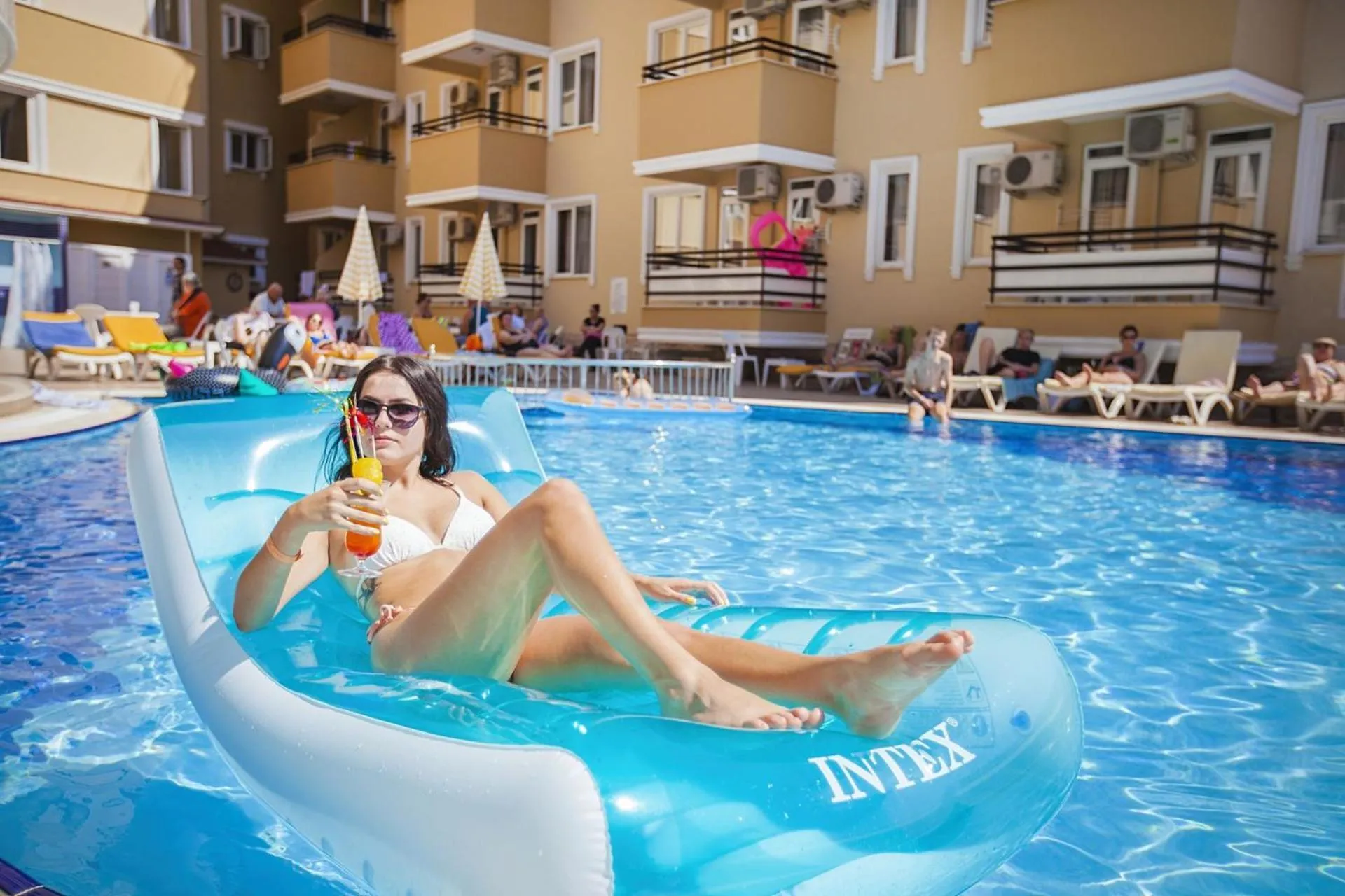 Swimming pool in Kleopatra Ada Hotel