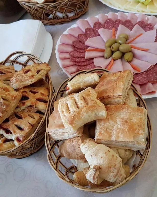 Restaurant/places to eat in Hotel Saradis