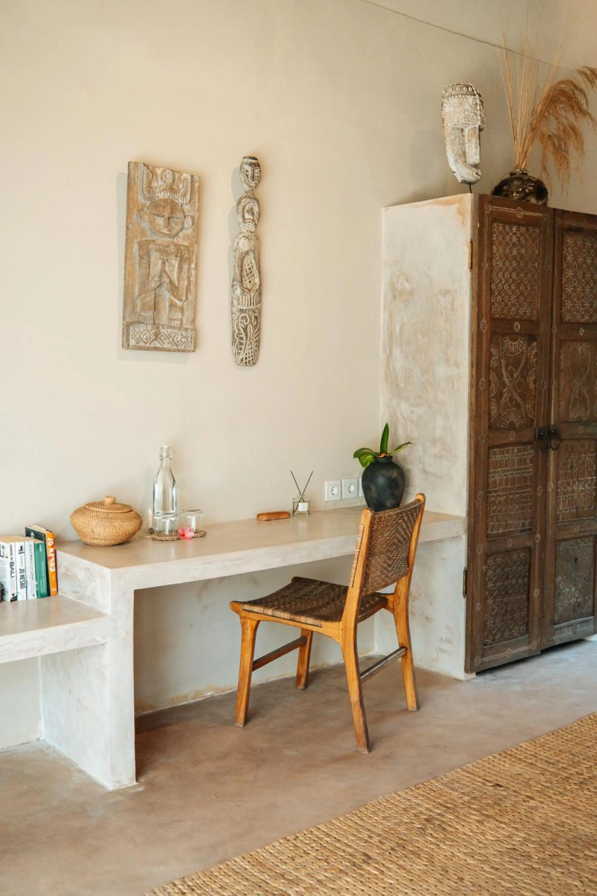 Seating area in Hani Hideaway