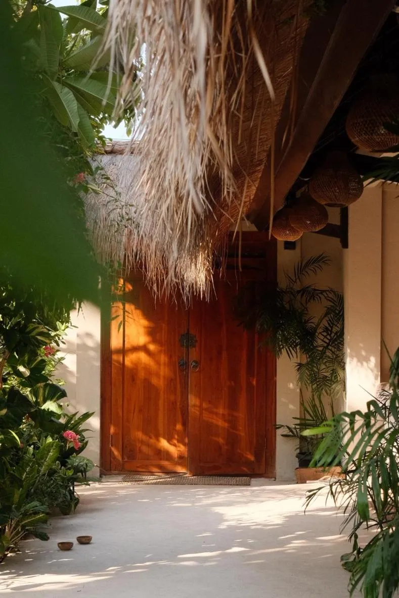 Day in Hani Hideaway