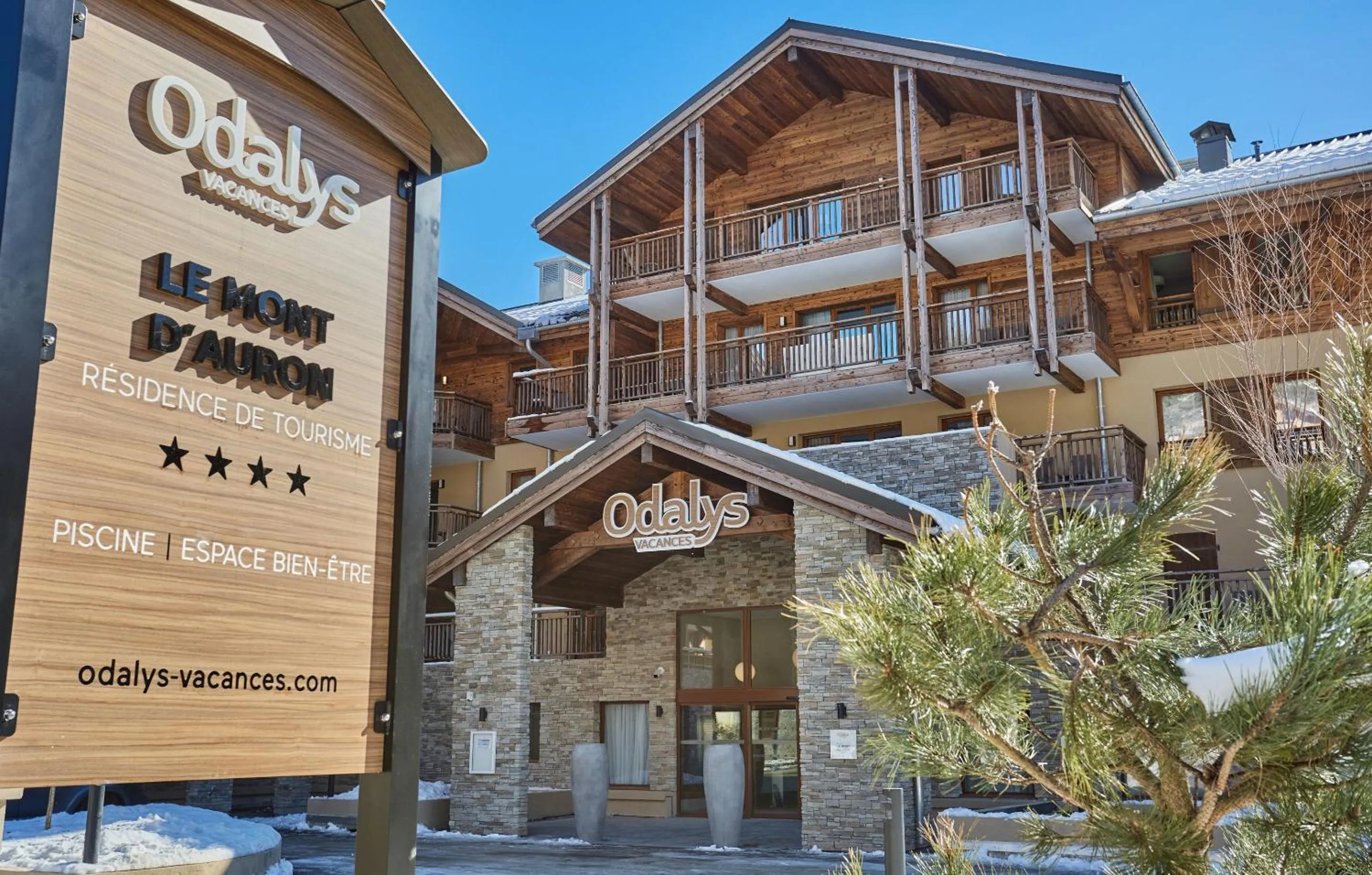 Property building in Résidence Odalys Le Mont d'Auron