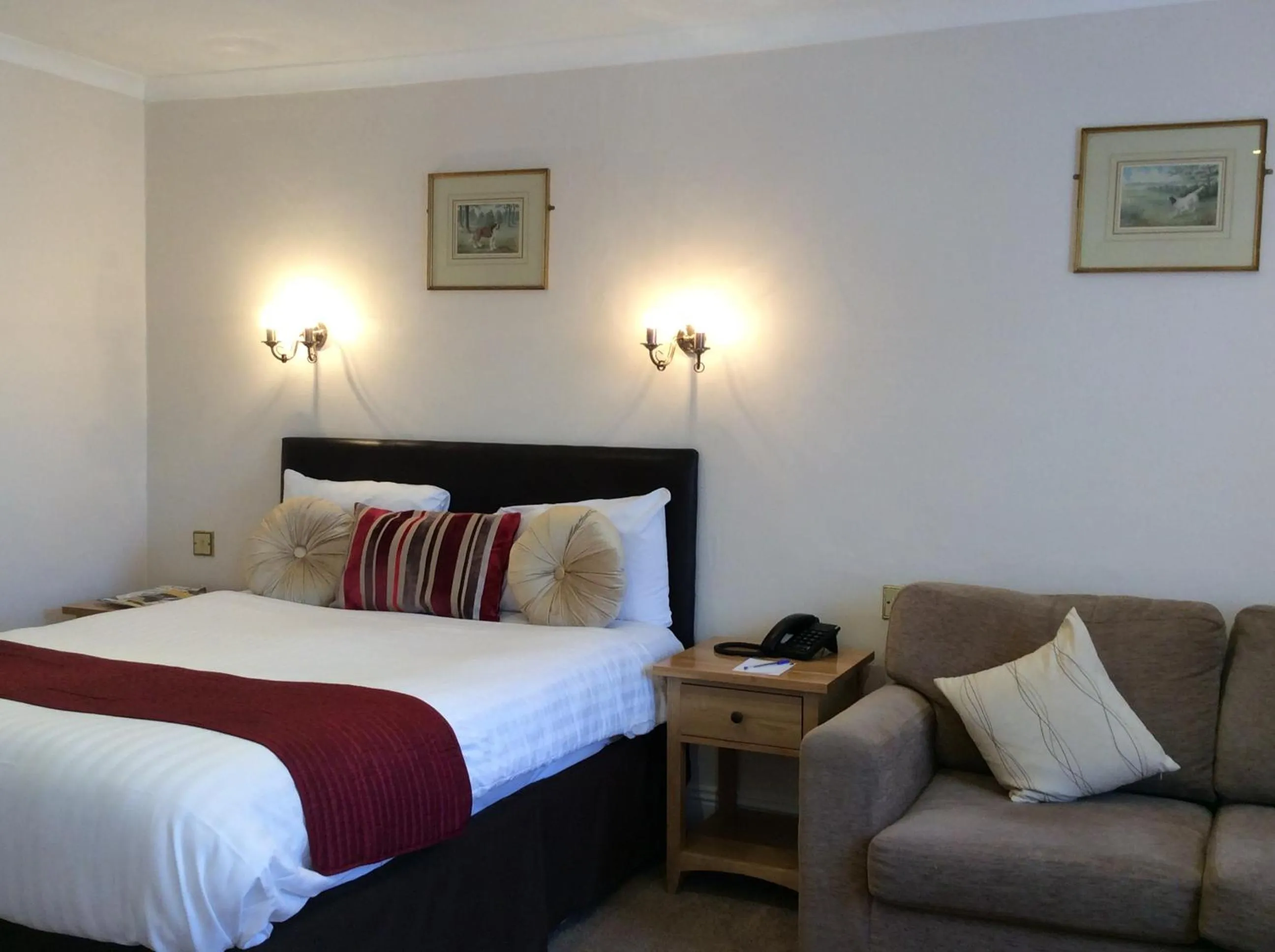 Bedroom, Bed in Bedford Hotel