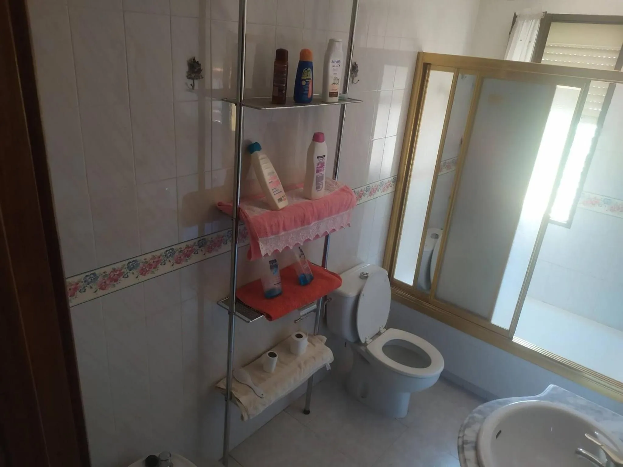 Bathroom in Private Double Room Toledo