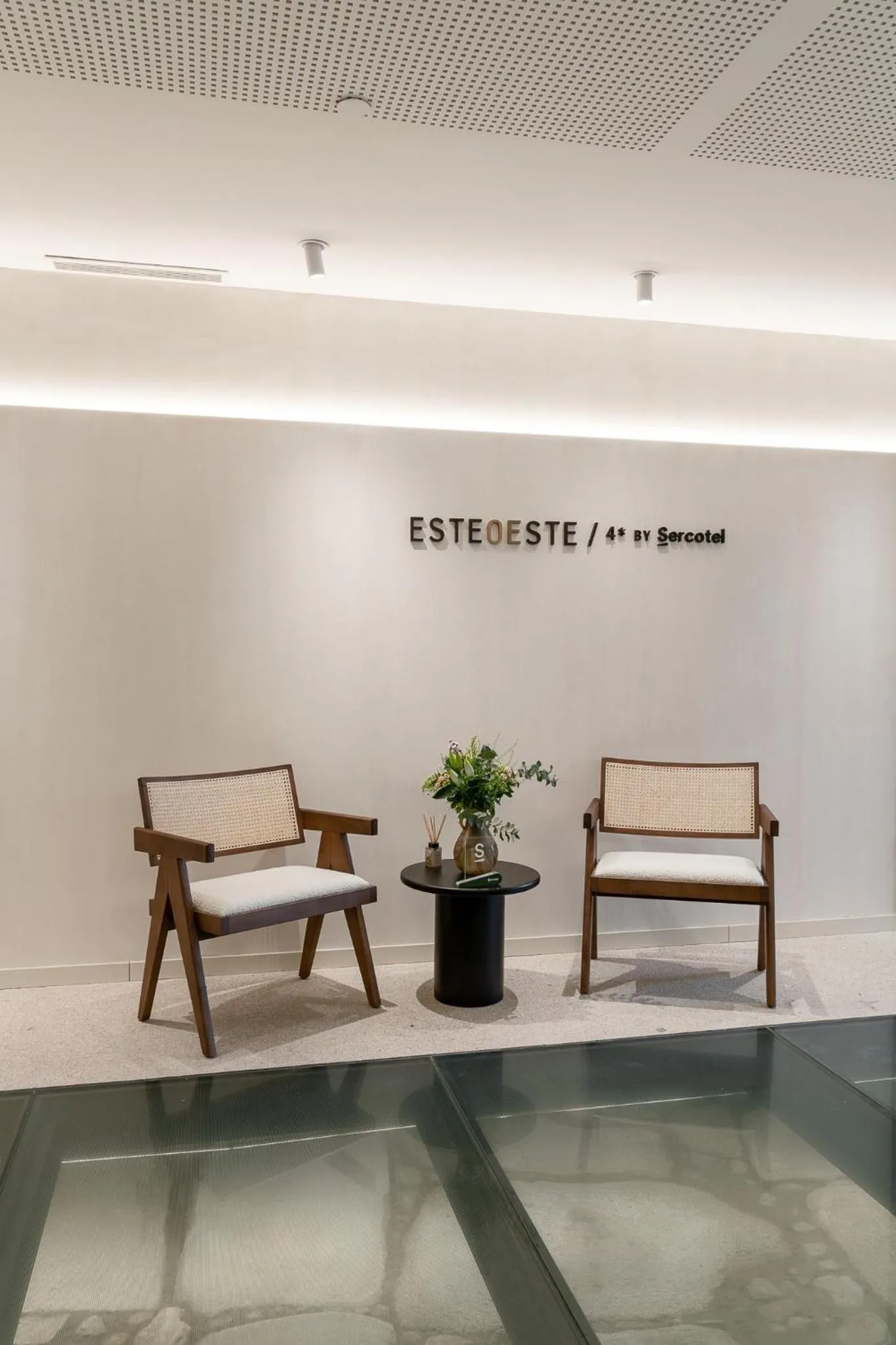 Decorative detail in Sercotel EsteOeste