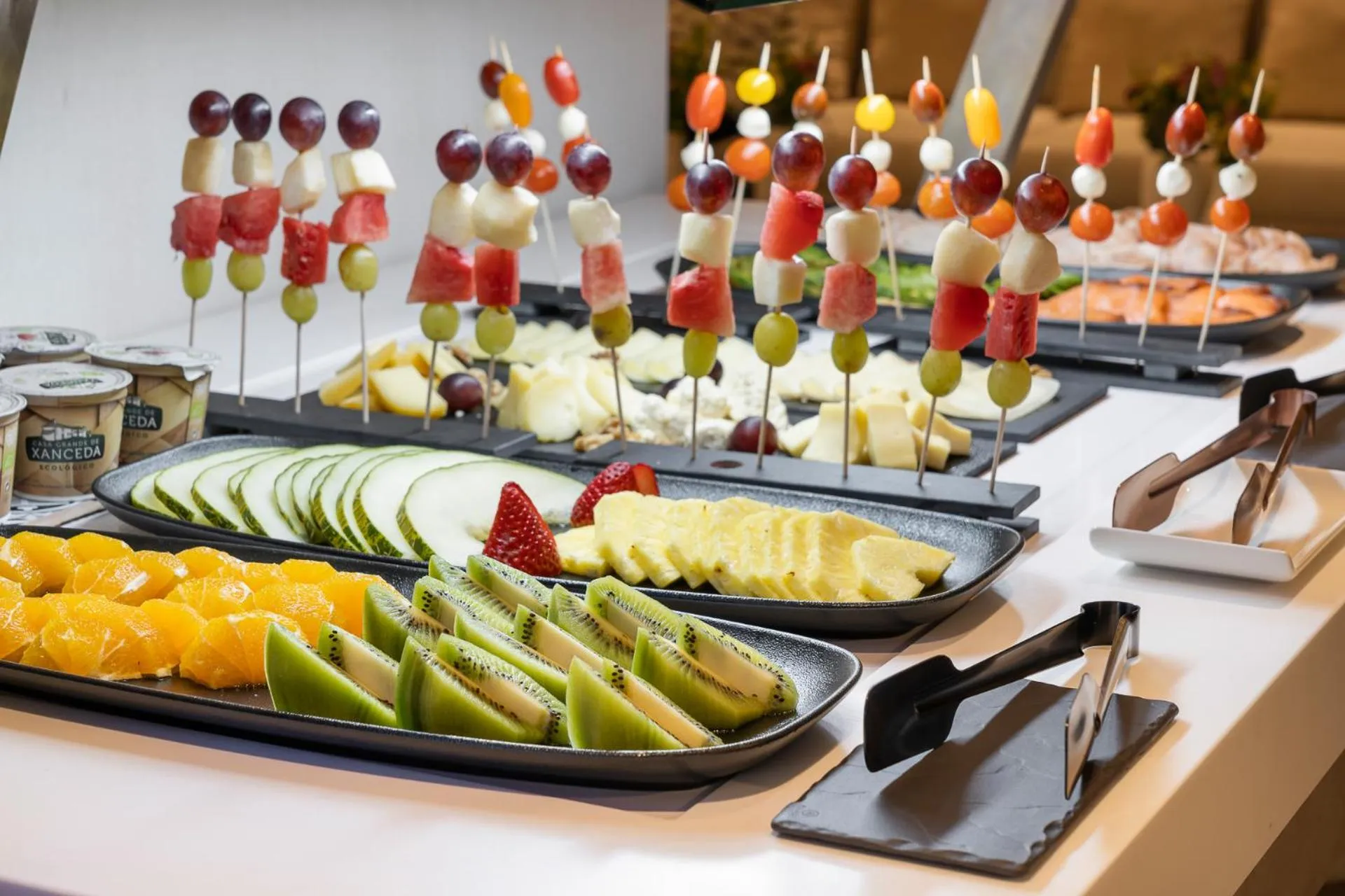 Buffet breakfast in Sercotel EsteOeste