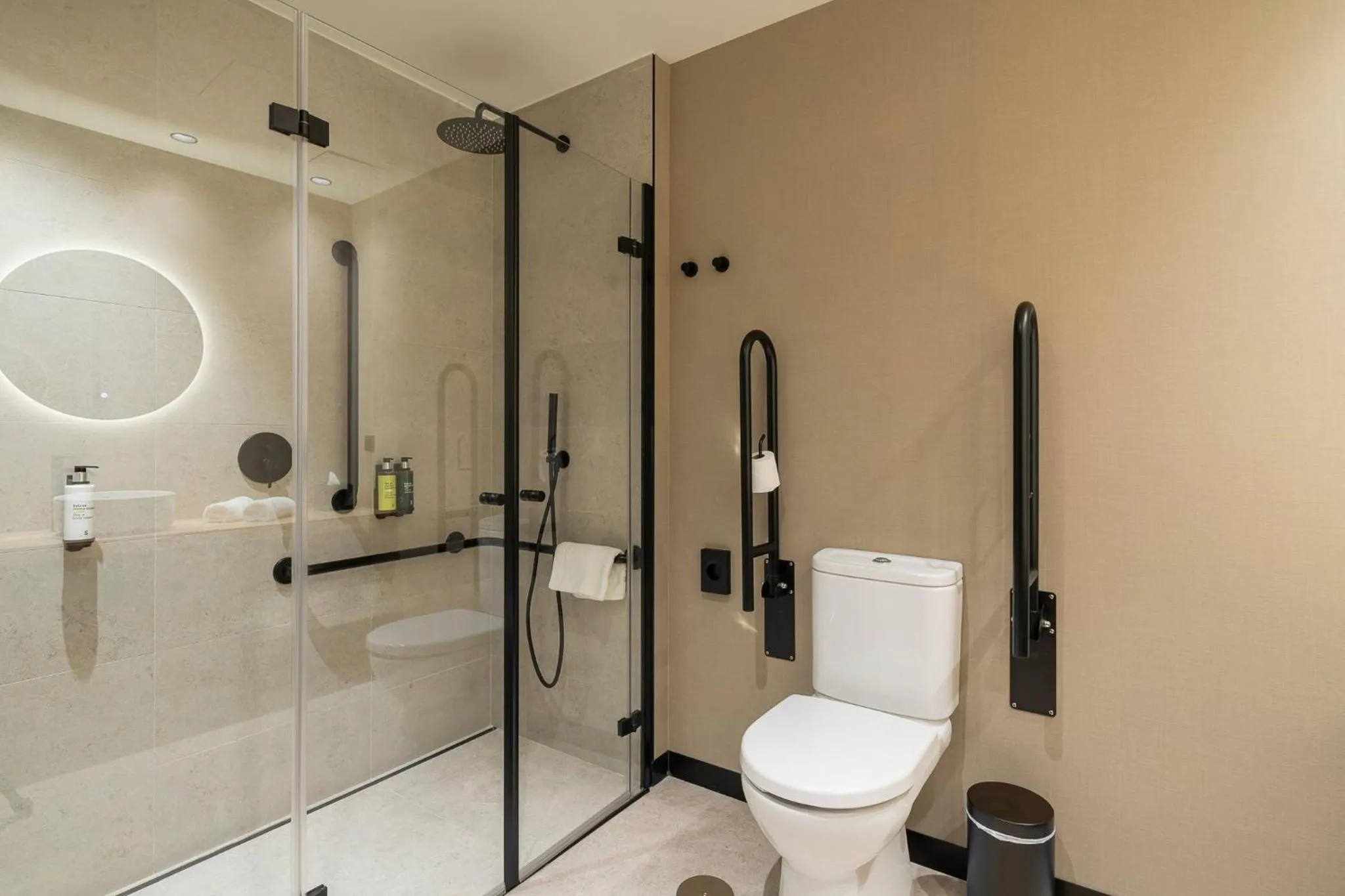 Bathroom in Sercotel EsteOeste