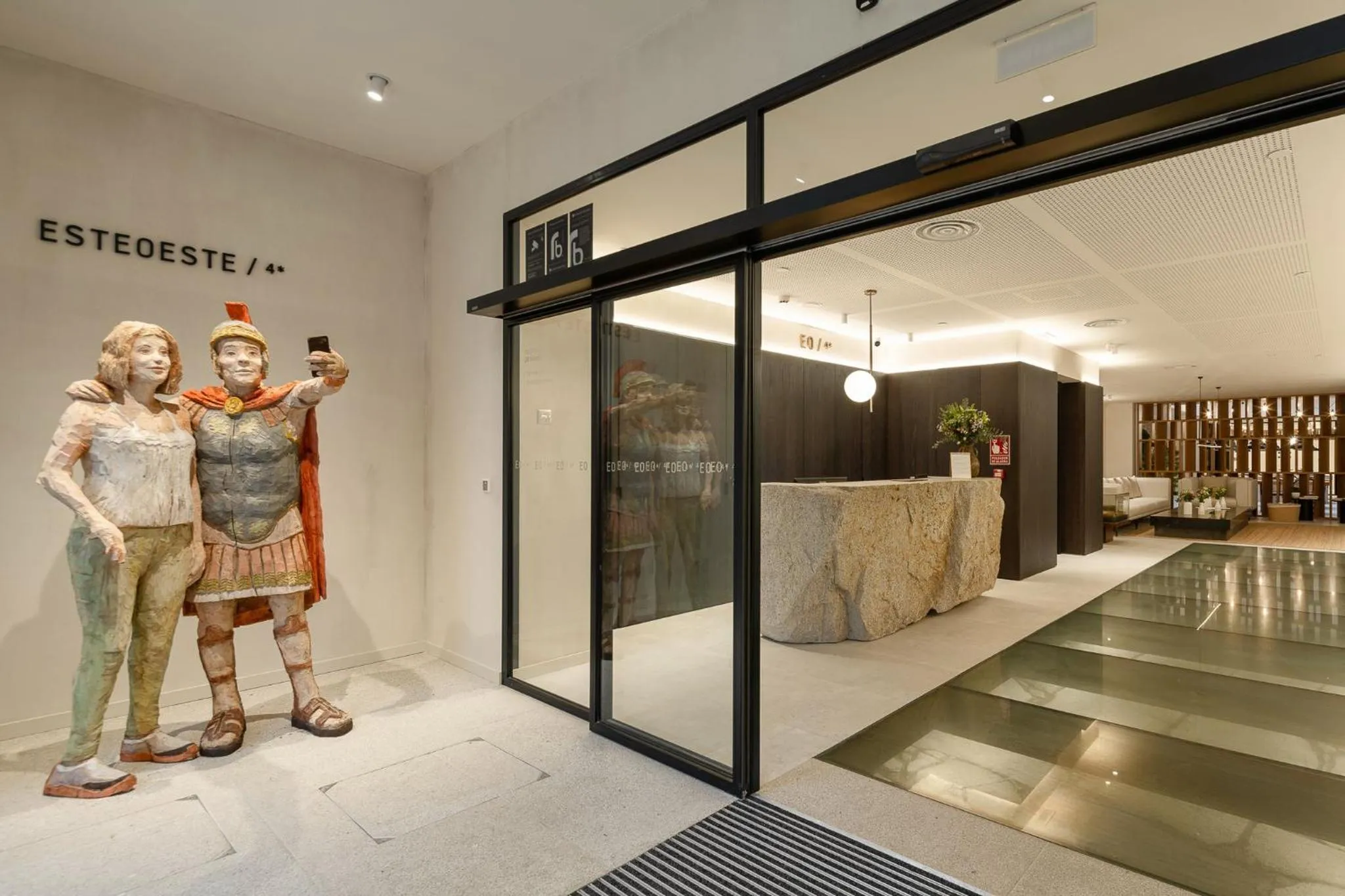 Lobby or reception in Sercotel EsteOeste