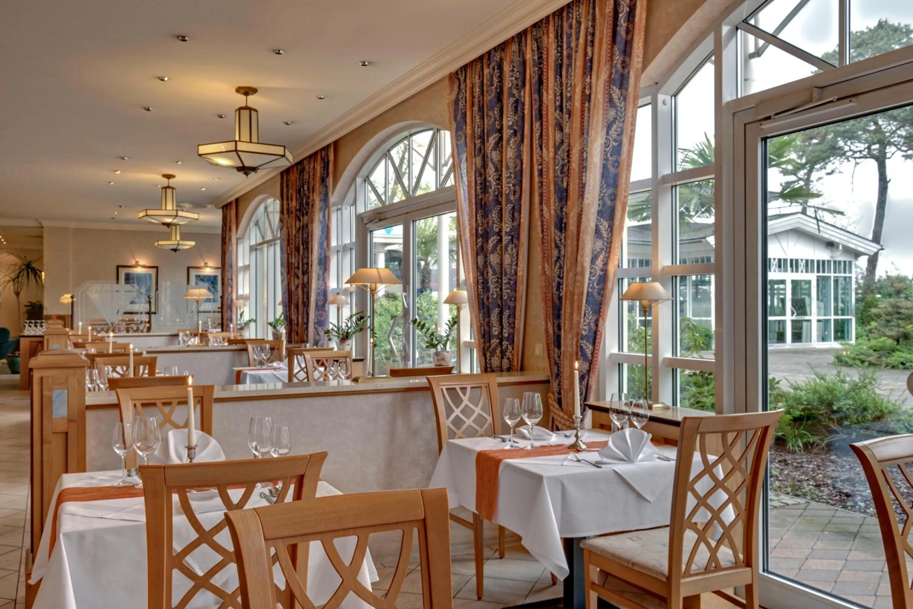 Restaurant/places to eat in Hotel Aquamarin