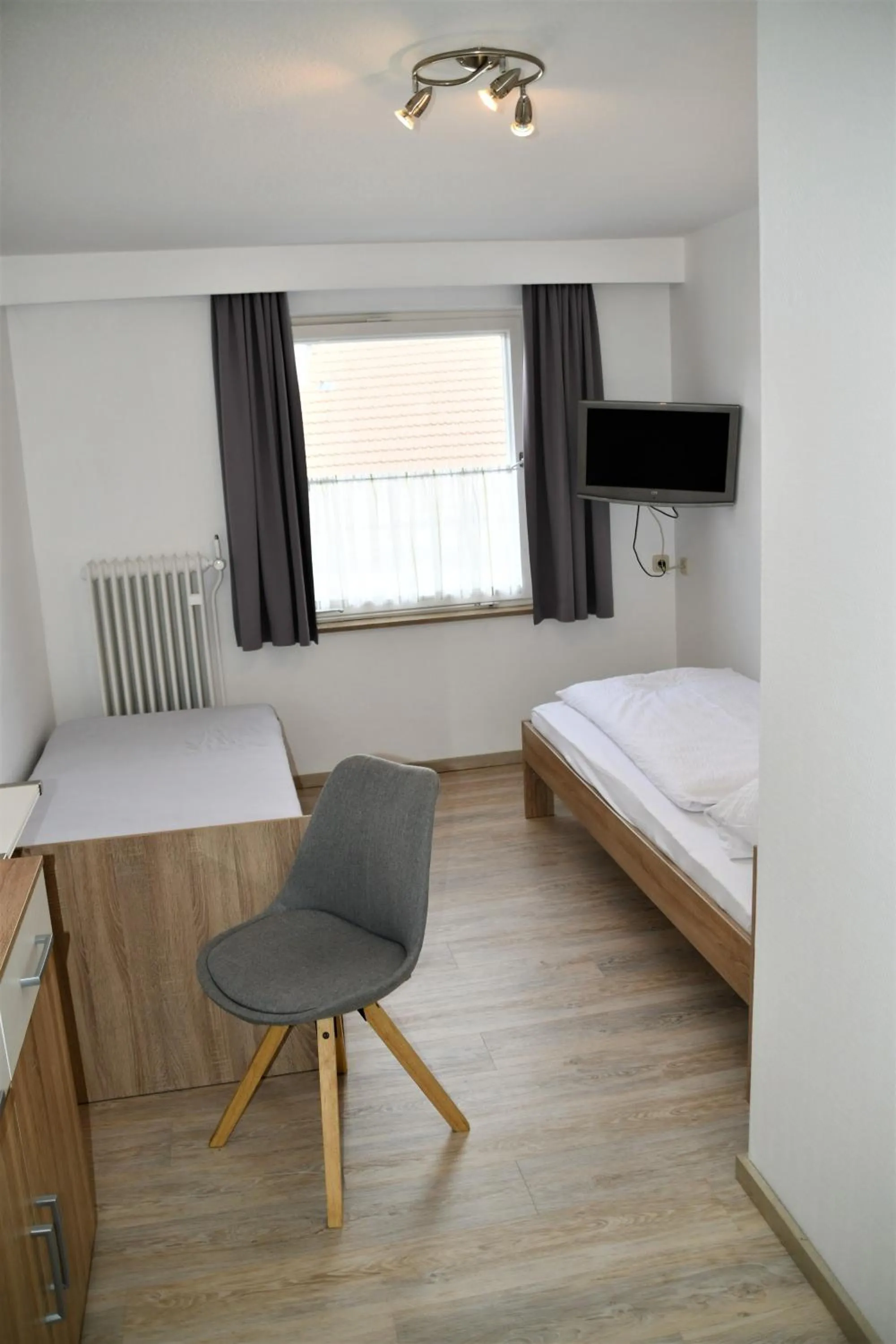 Staff, Bed in Haus am Bach