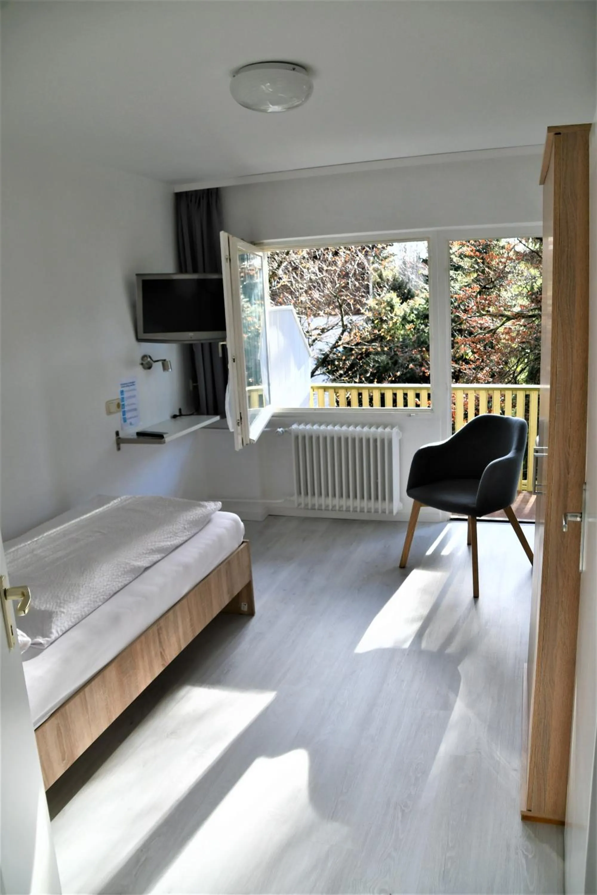 Photo of the whole room, Bed in Haus am Bach