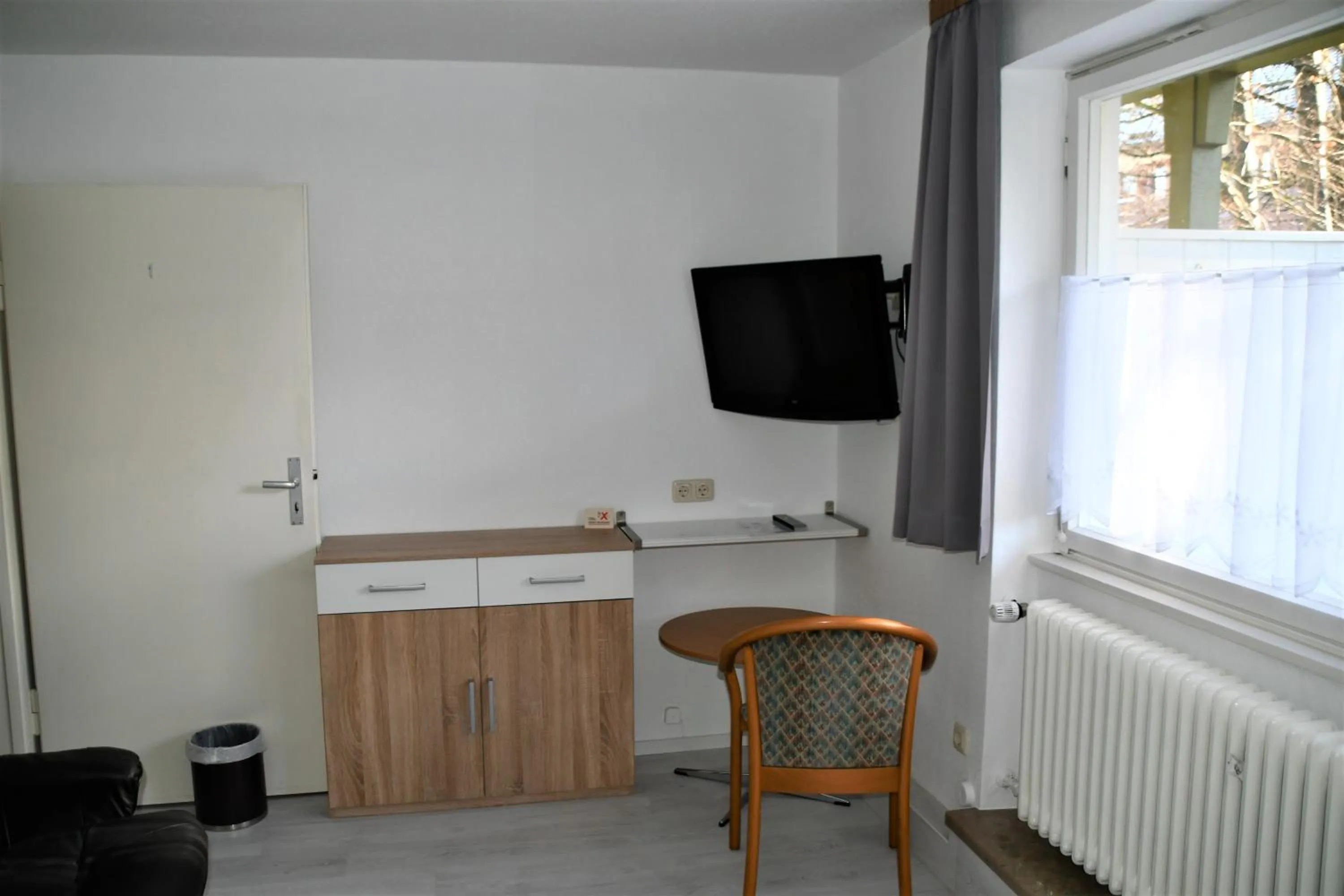 Photo of the whole room in Haus am Bach