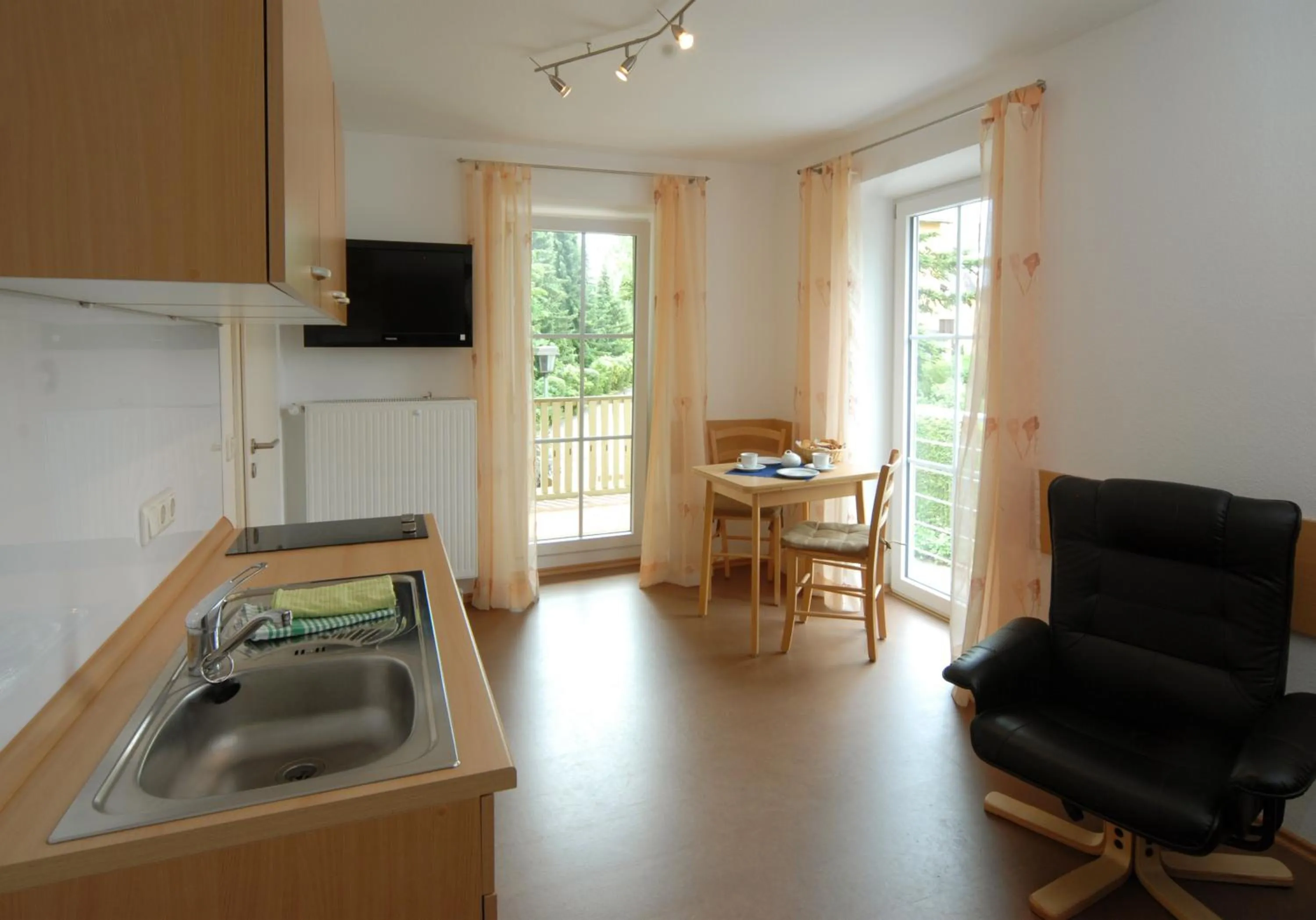 Kitchen or kitchenette in Haus am Bach
