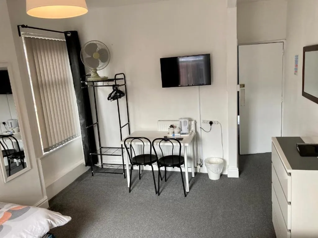 Bed in The Hotel And Bar Blackpool