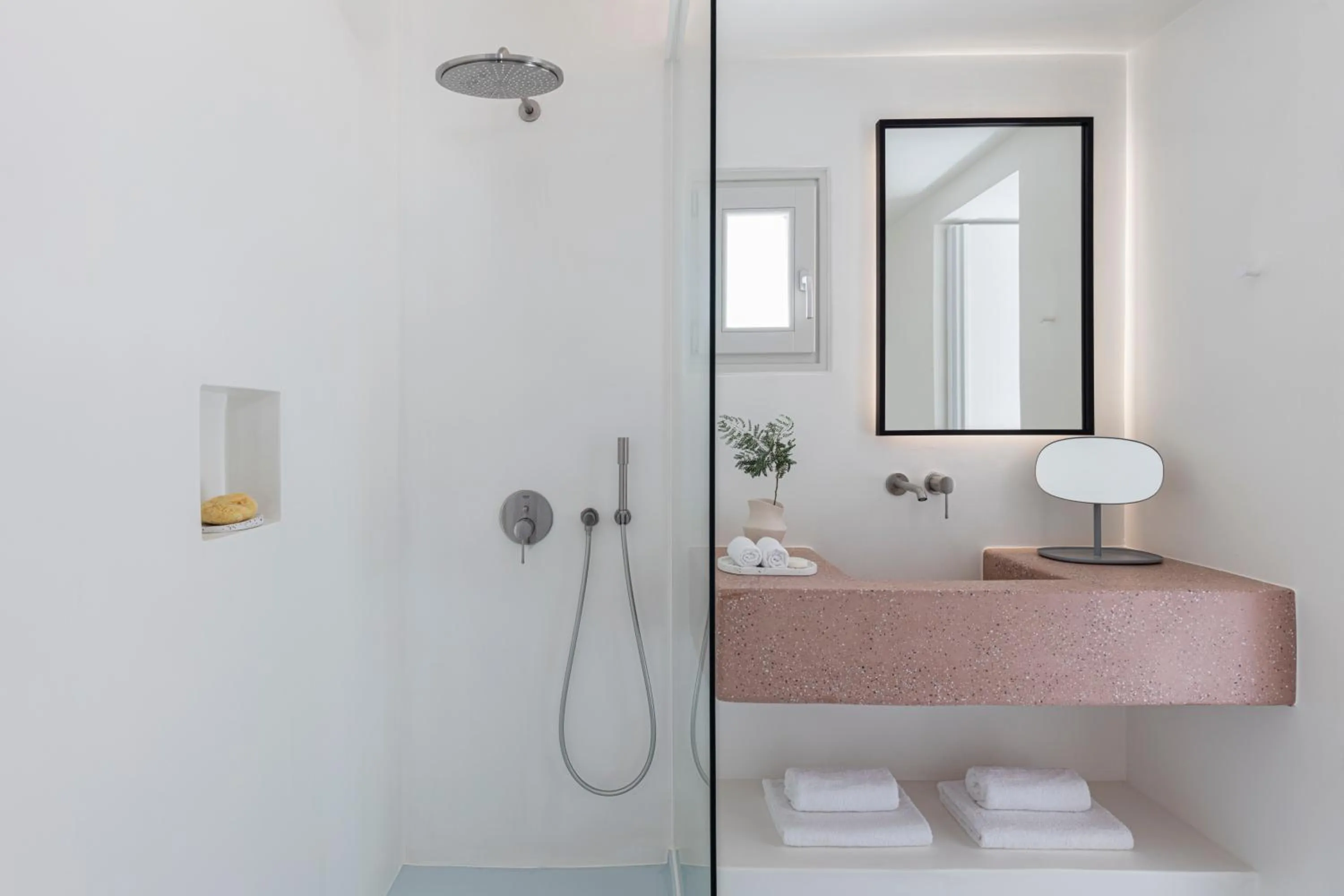 Bathroom in Viva Nove Suites