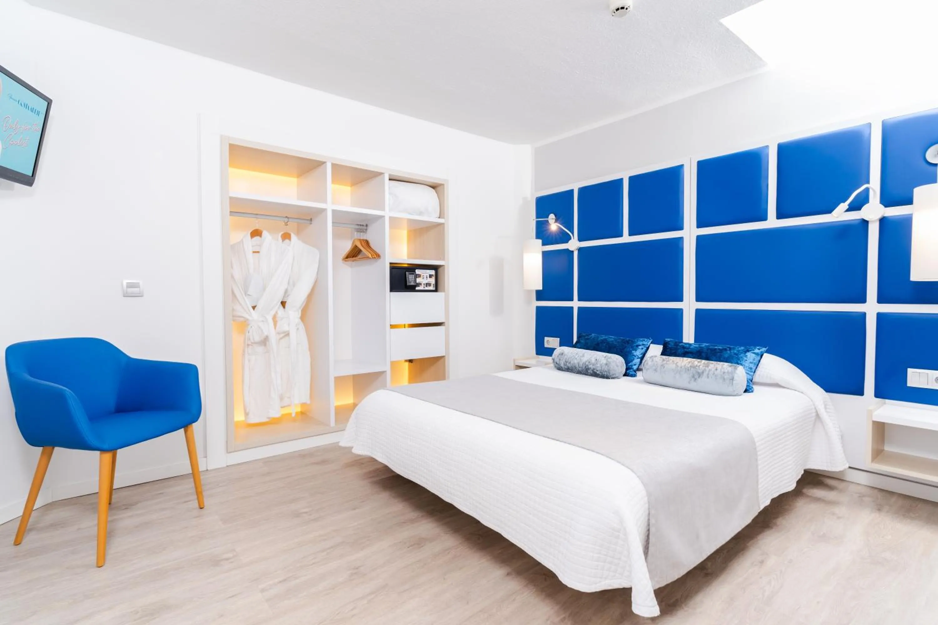 Bedroom, Bed in HOVIMA Cool Costa Adeje